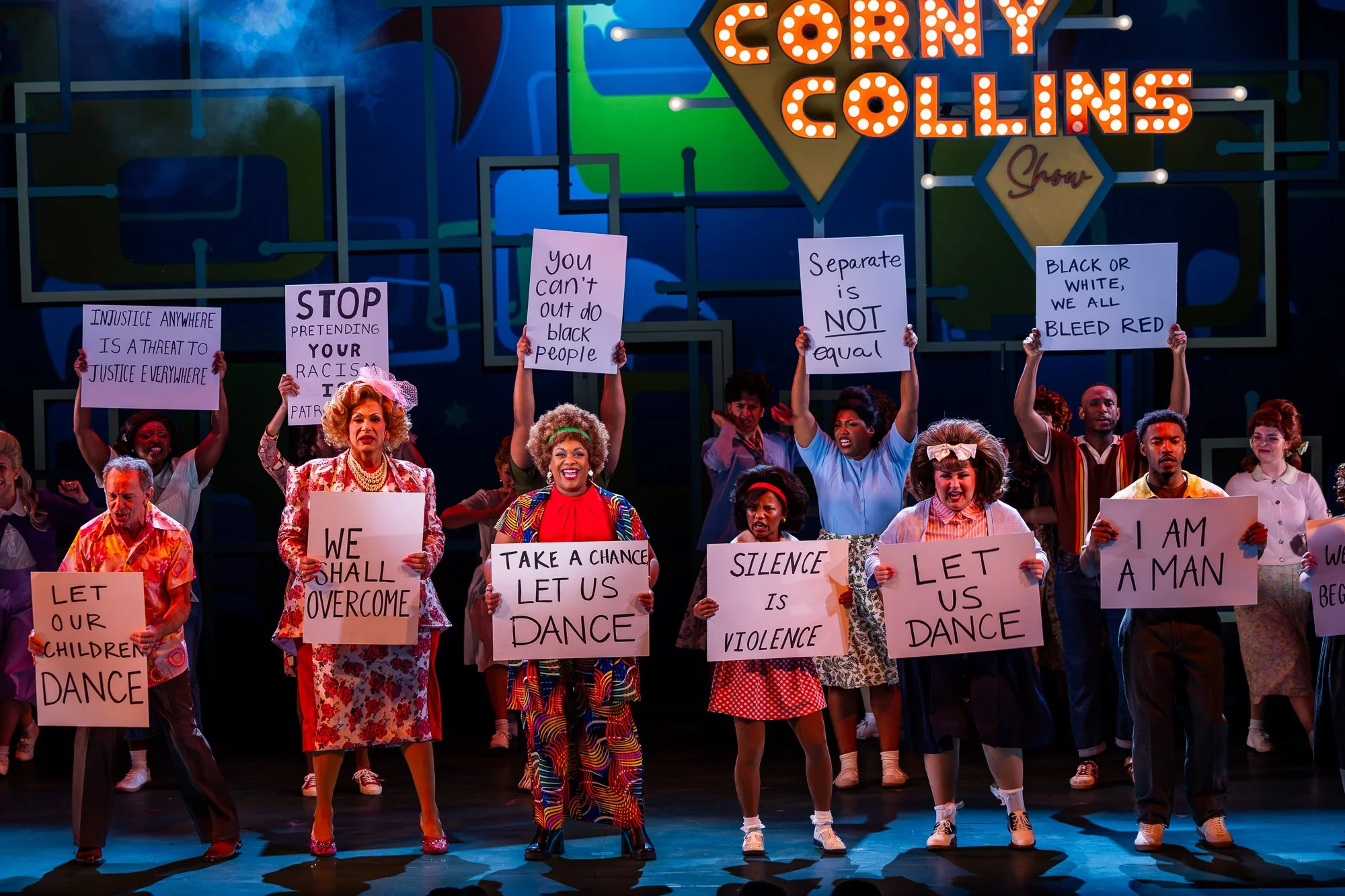 Hairspray_0054-Edit_WEB_SIZE_DO_NOT_PRINT.jpg