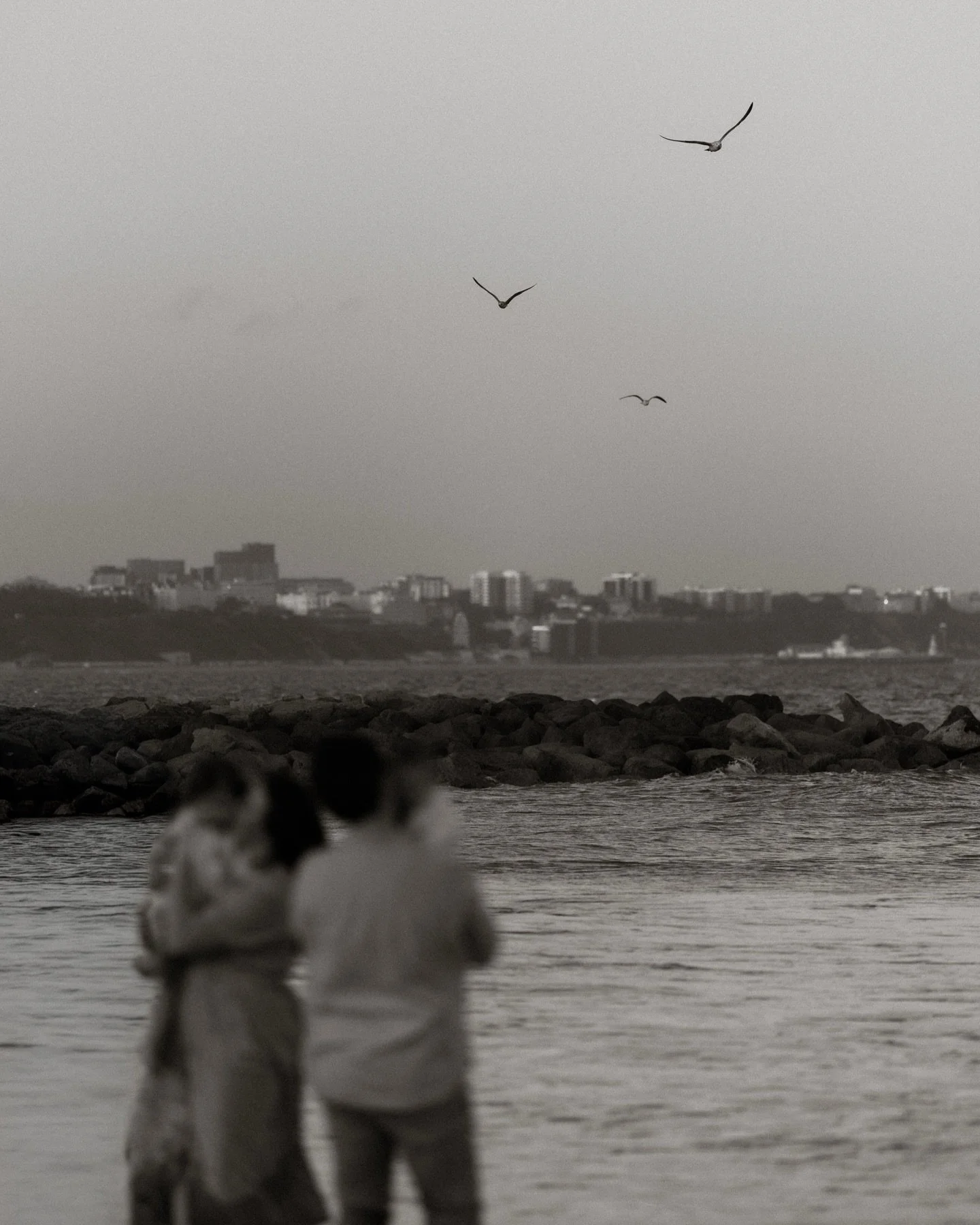 A beautiful evening spent running wild and free ✨

Golden hour sessions are back, and I couldn&rsquo;t be happier 🫶🏻

#dorsetfamilyphotographer #dorsetmums #dorset #poolefamilyphotographer