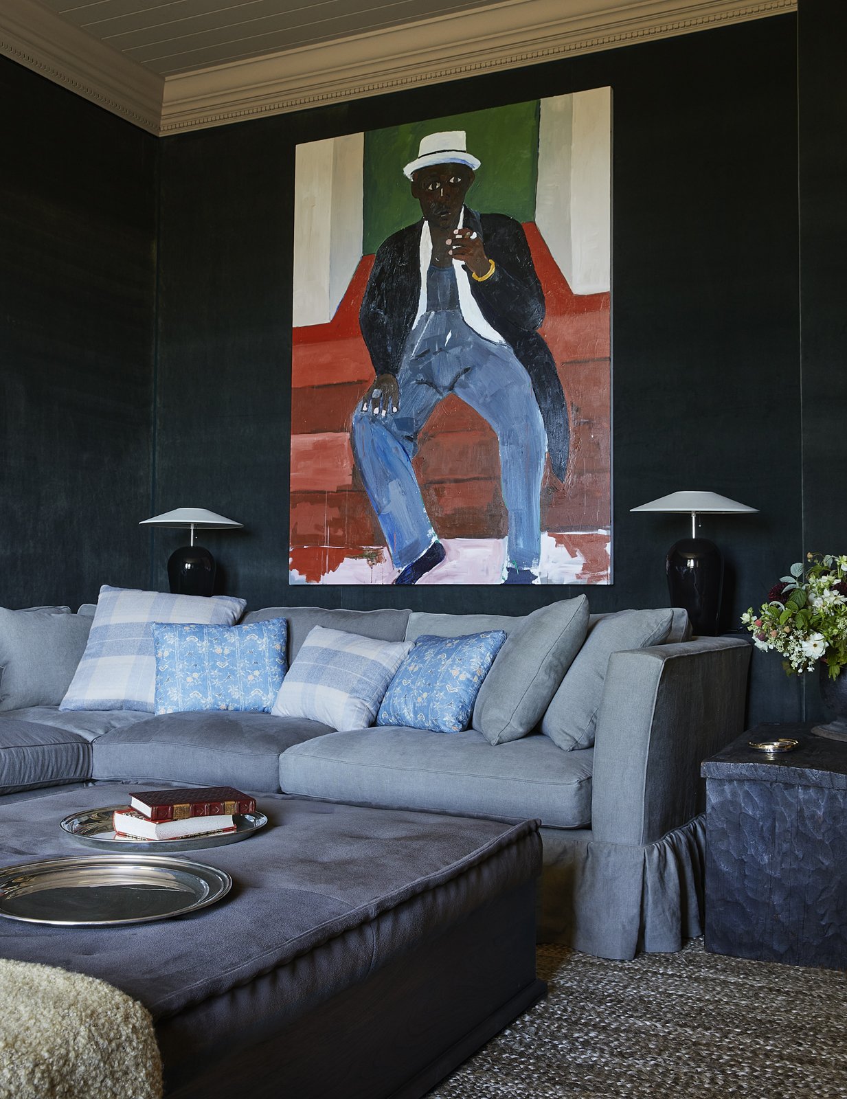 11 family room .jpg