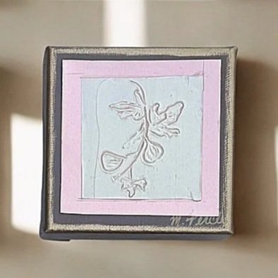 4x4 Carved Figs in Mocha Mousse