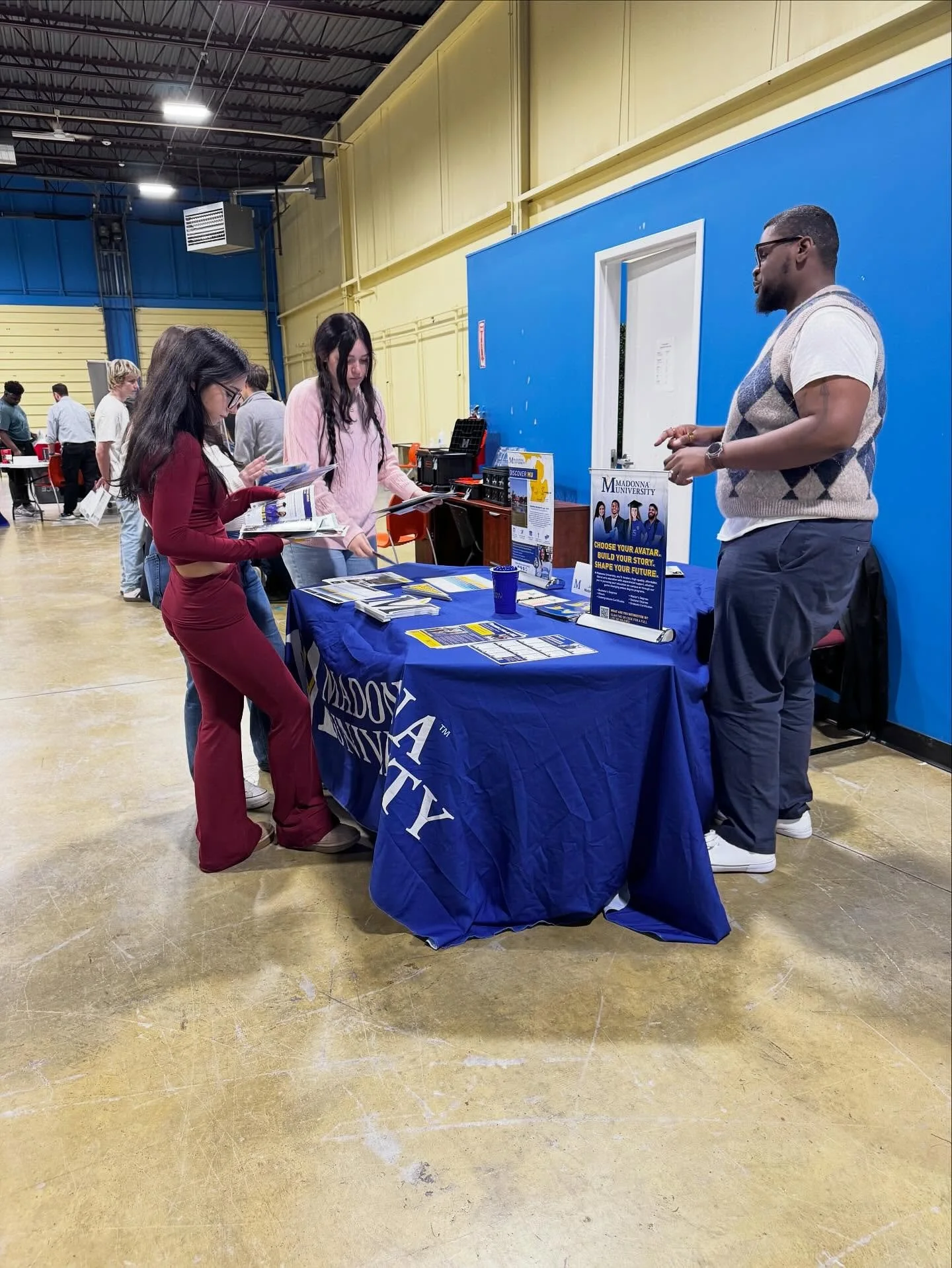 🎓💼 Thank You!
A big thank you to everyone who participated in our College and Career Fair! Your time and support made the event a huge success — and our students absolutely loved exploring all the opportunities for their futures! 💙✨ @detmerc