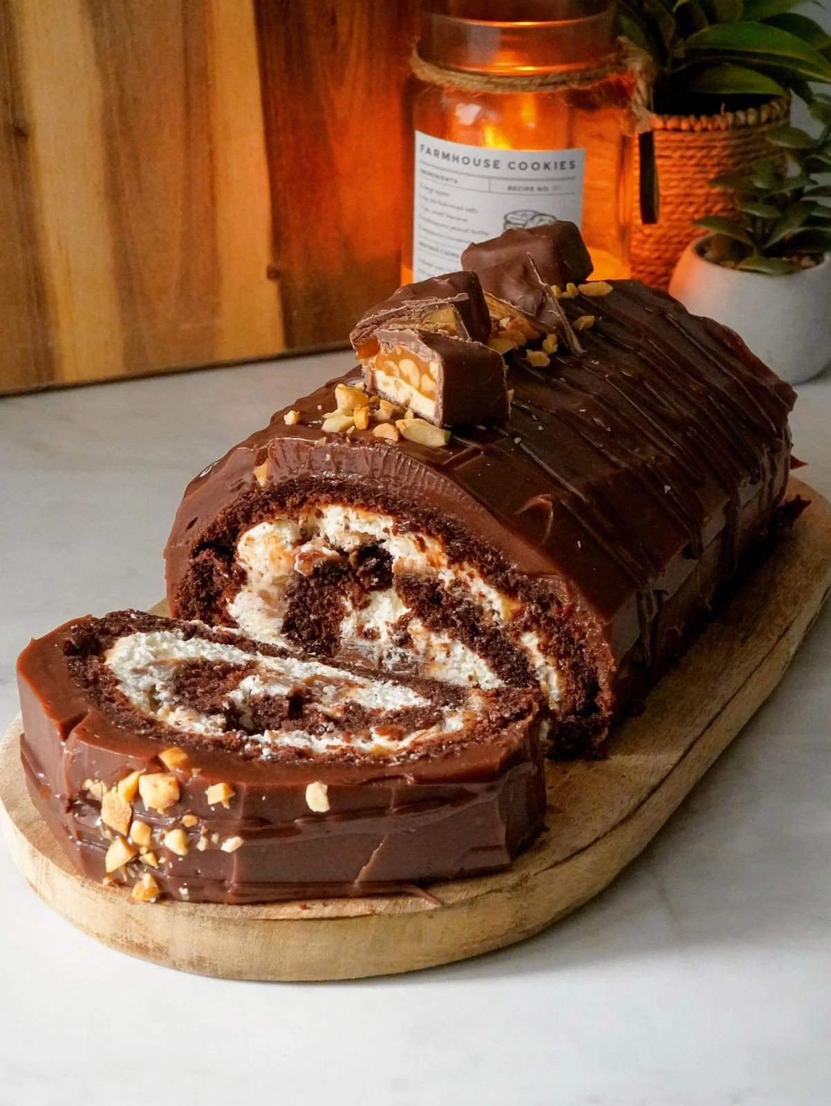 Snickers Roll Cake