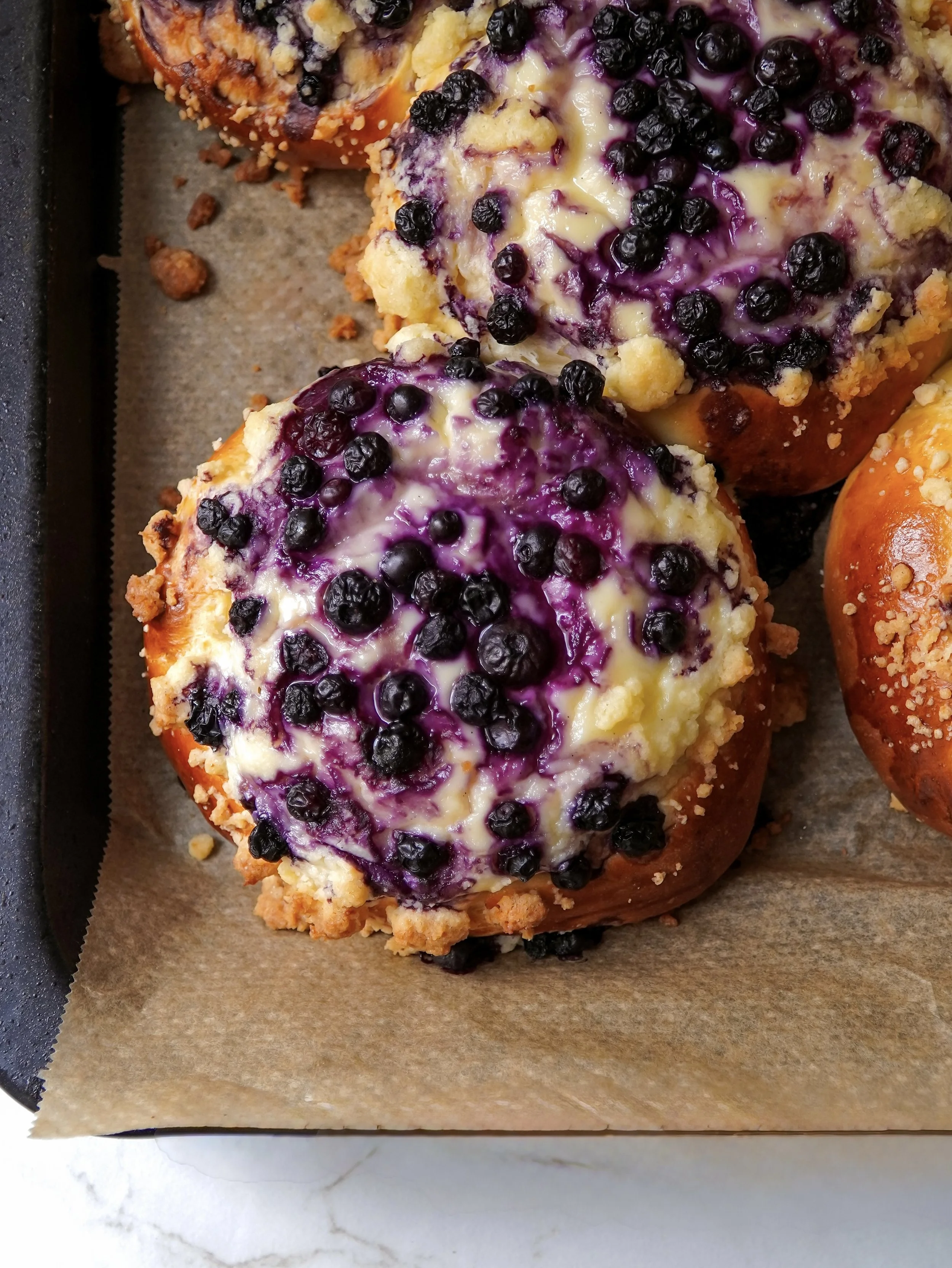 Blueberry Cheesecake Buns