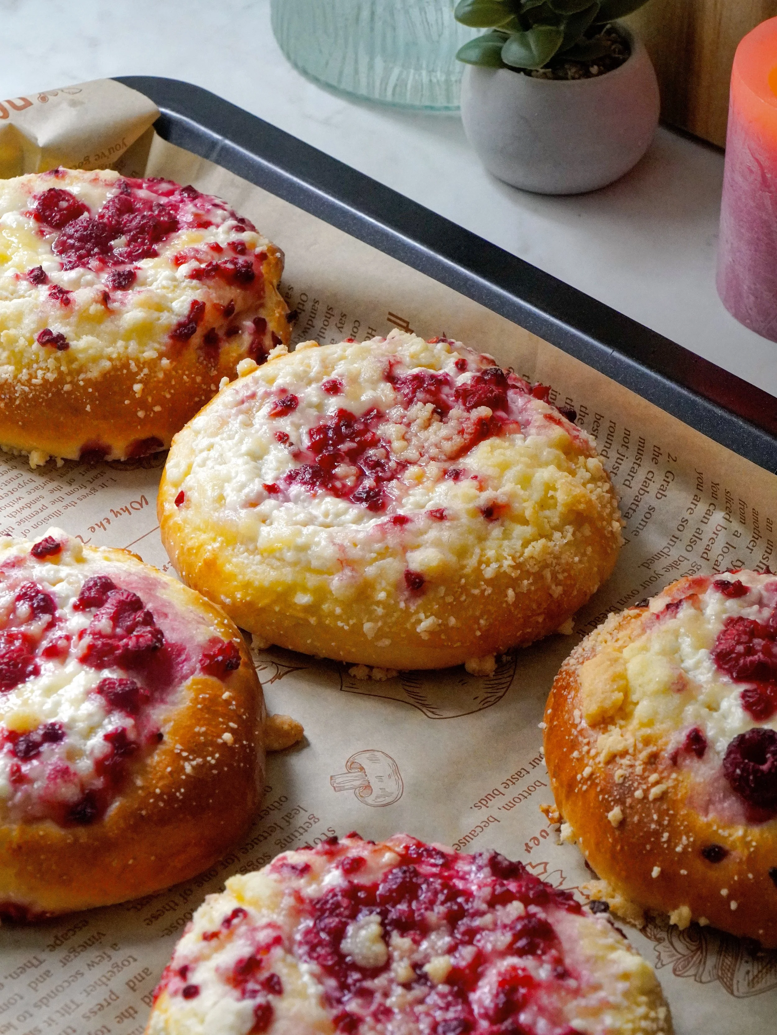 Cottage Cheese and Raspberry Sweet Buns