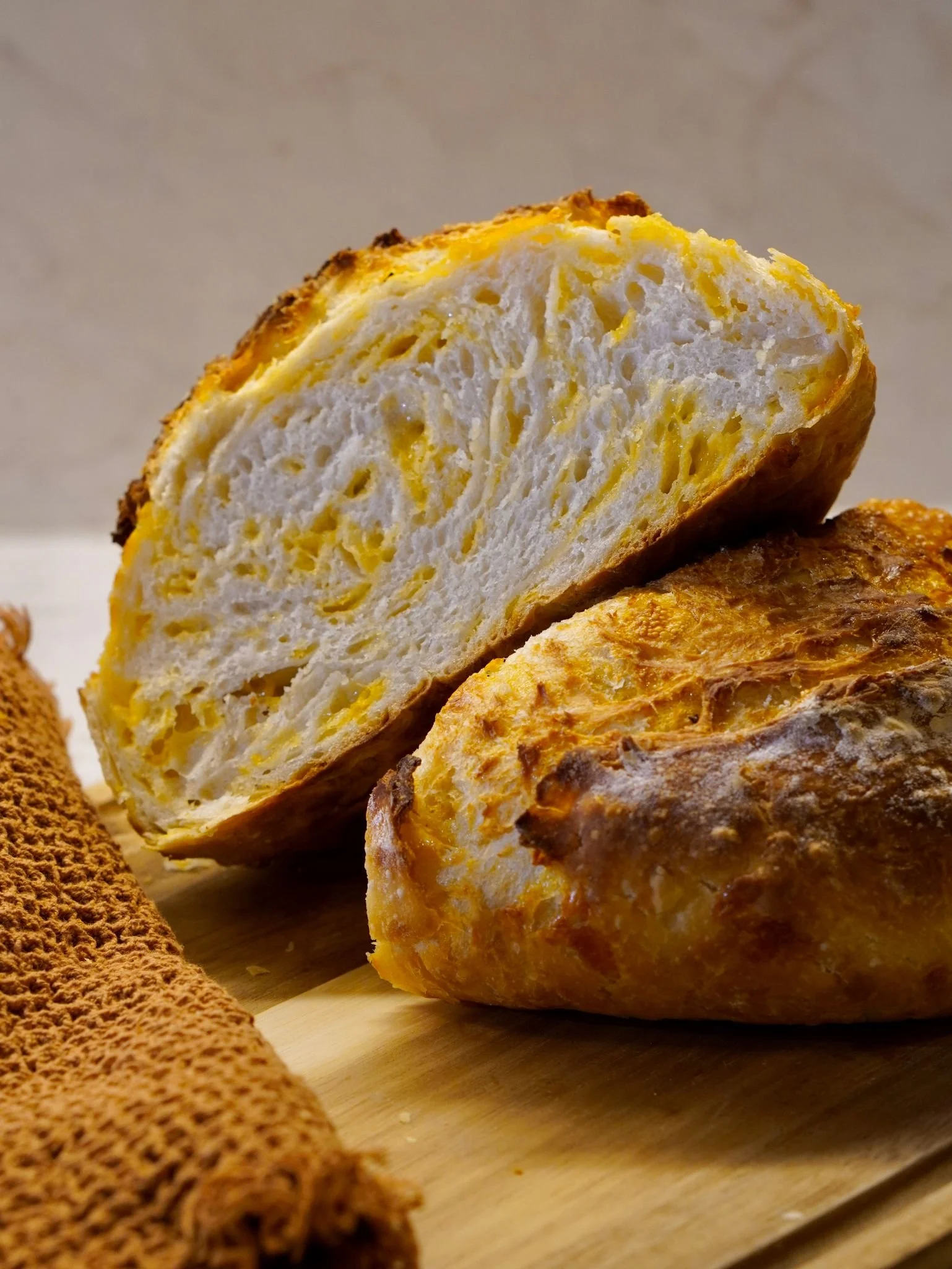 Cheddar Artisan Bread