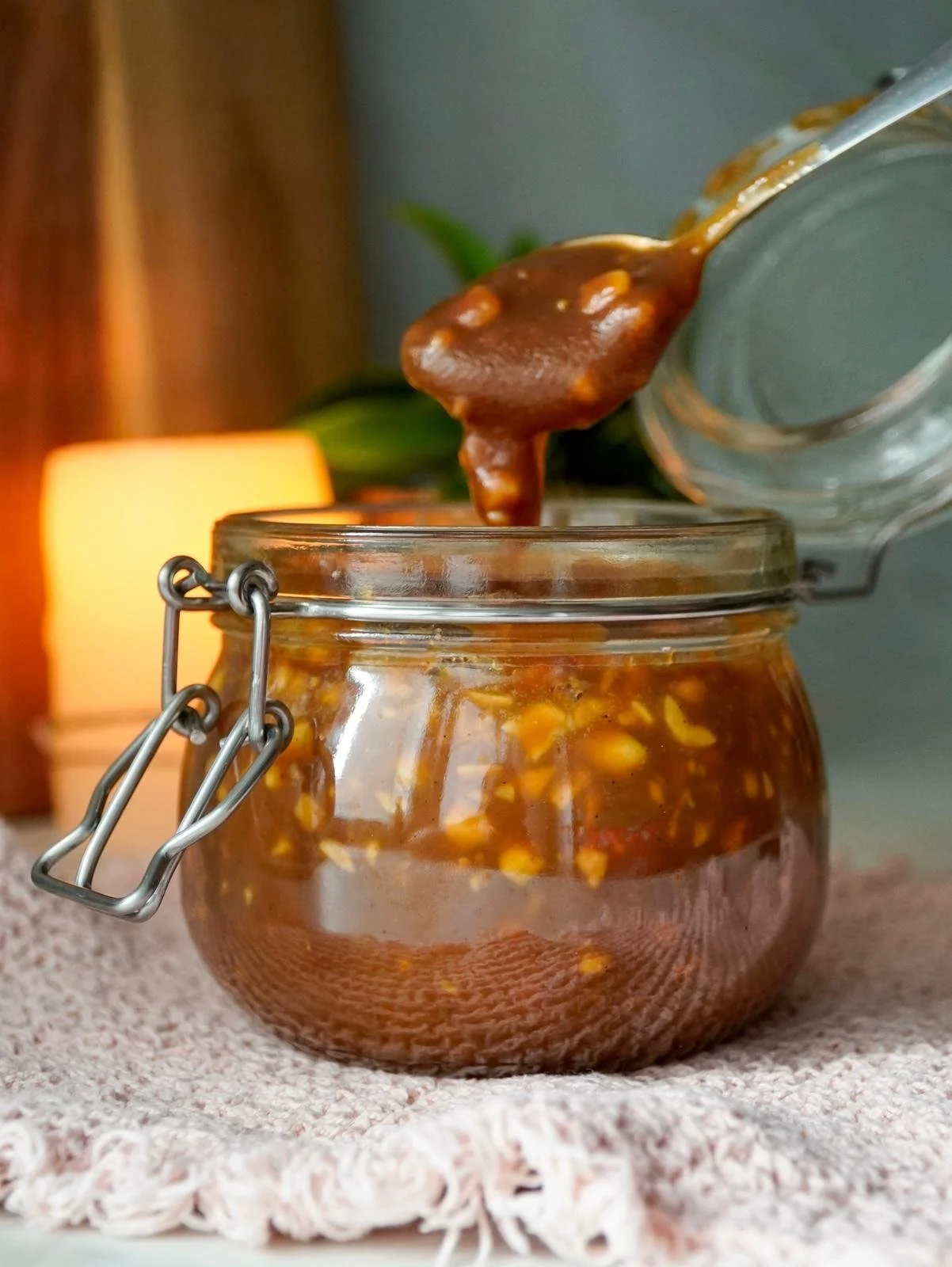 Caramel Sauce with Peanuts
