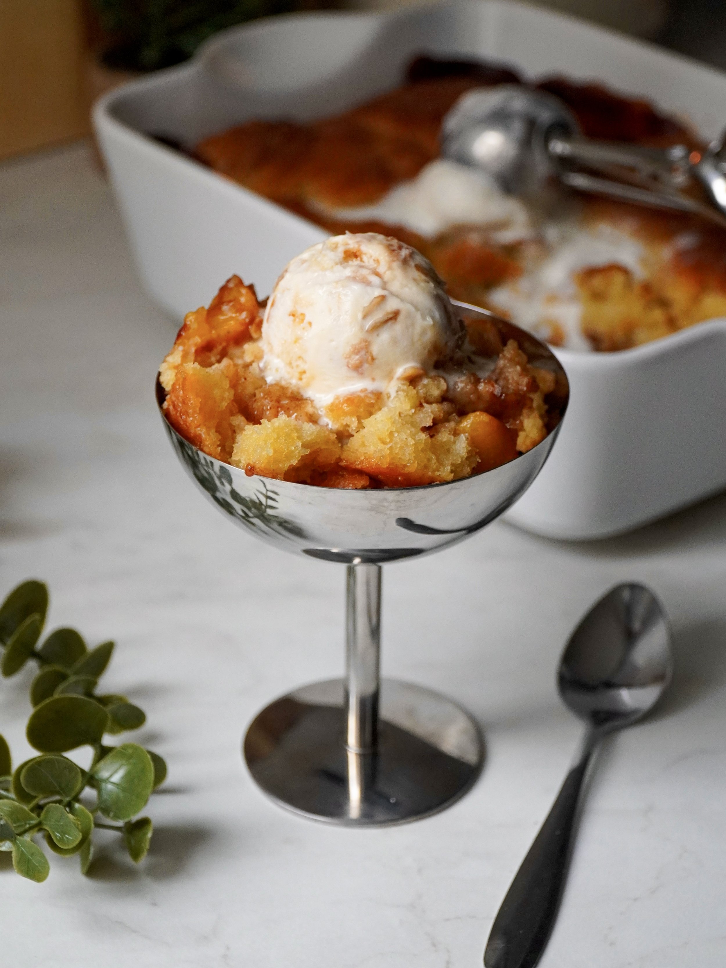 Cornbread Peach Cobbler