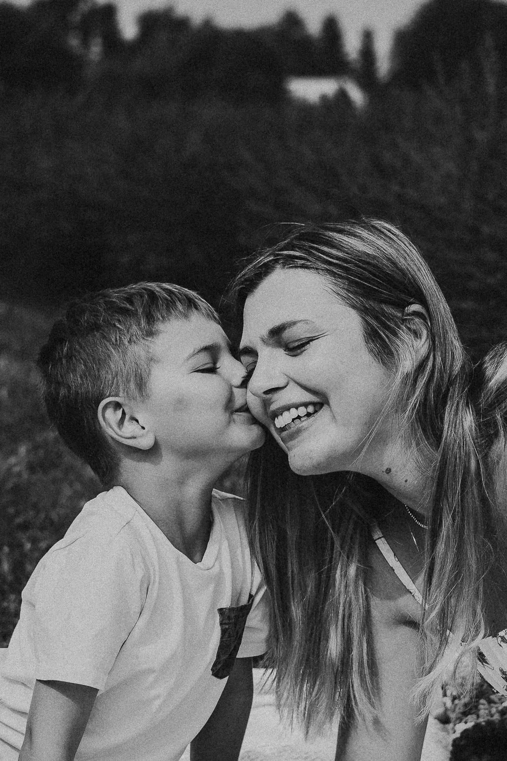 Jen Blanco Photography_Montreal Outdoor Summer Family Session-103.jpg