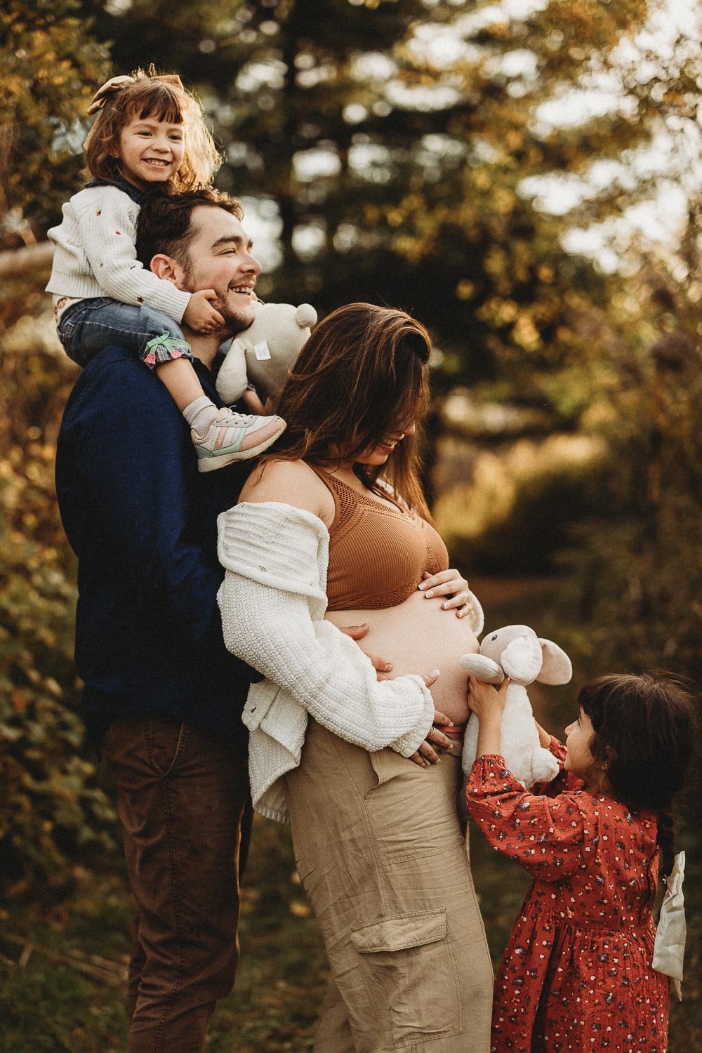 Jen Blanco Photography_Montreal Outdoor Fall Maternity Session-37.jpg