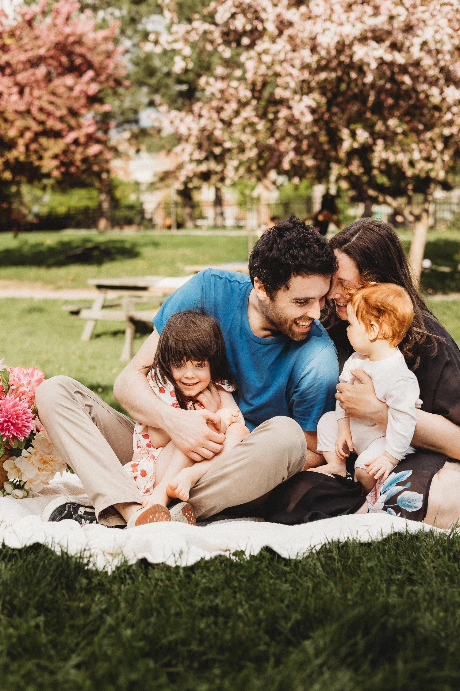 Jen Blanco Photography_Montreal Outdoor Spring Family Session-67.jpg
