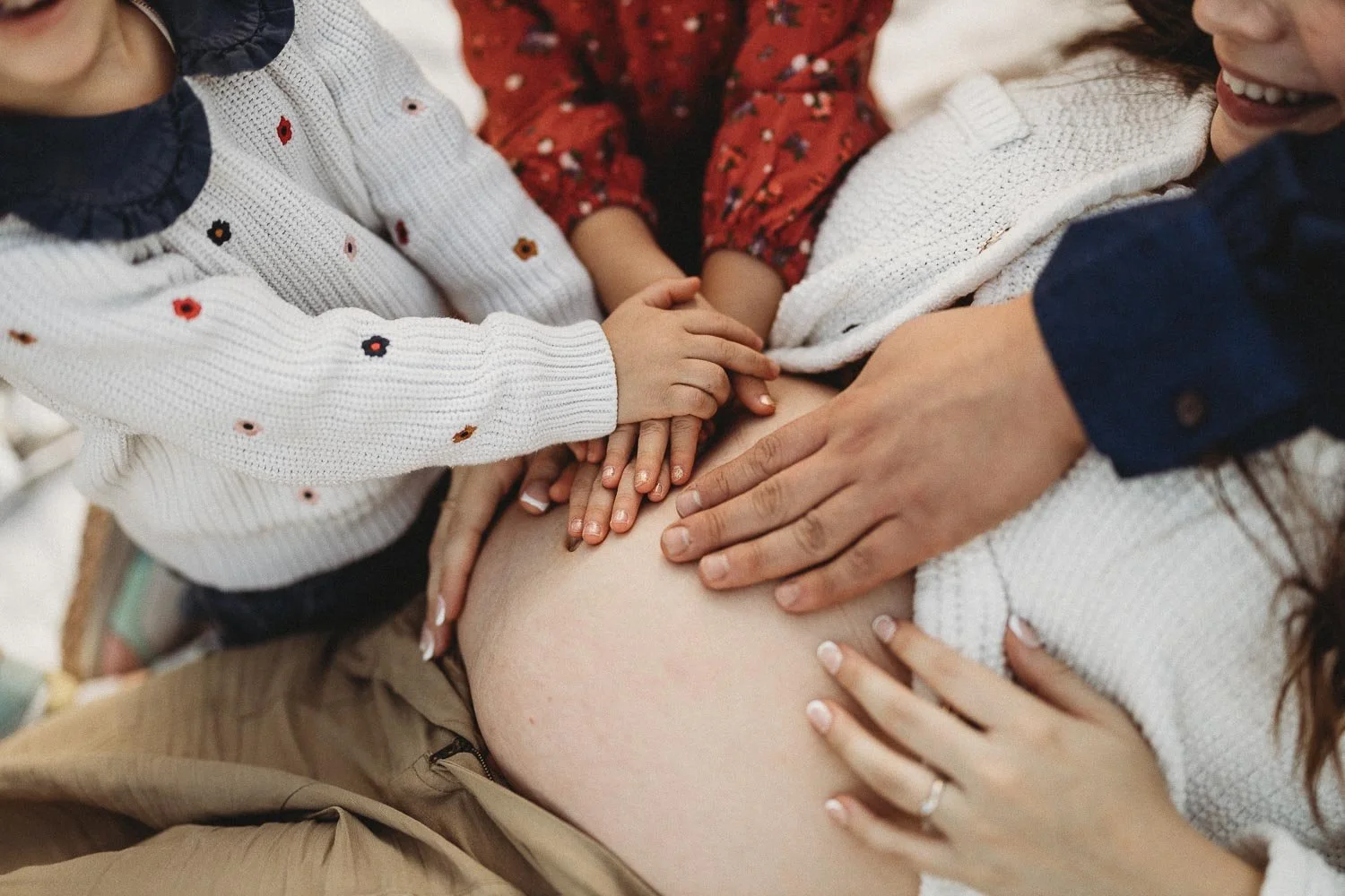 Jen Blanco Photography_Montreal Outdoor Fall Maternity Session-18.jpg