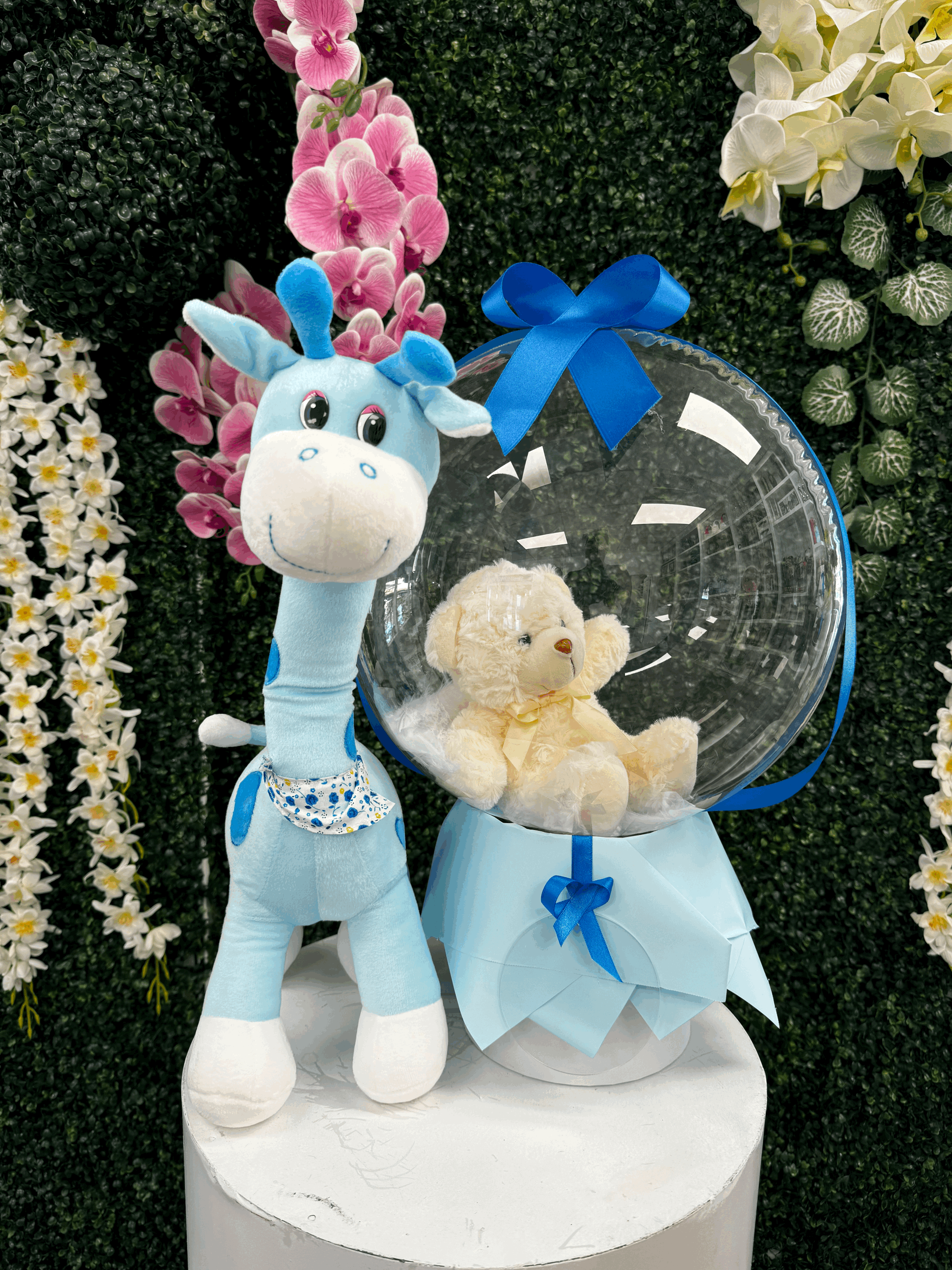 Custom Gender Reveal Arrangement