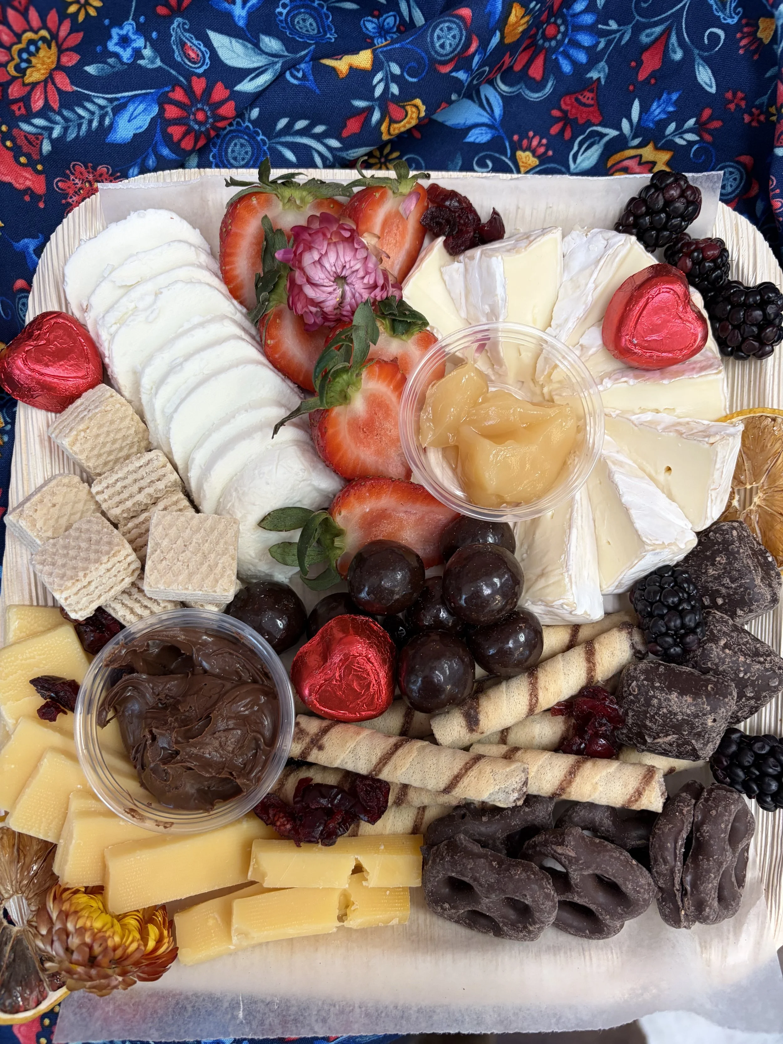 Medium Cheese & Chocolate Board