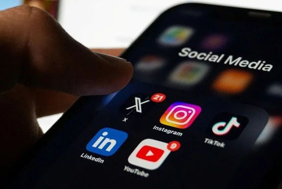 The Youth Who Are Thriving Online and What They Can Teach Us