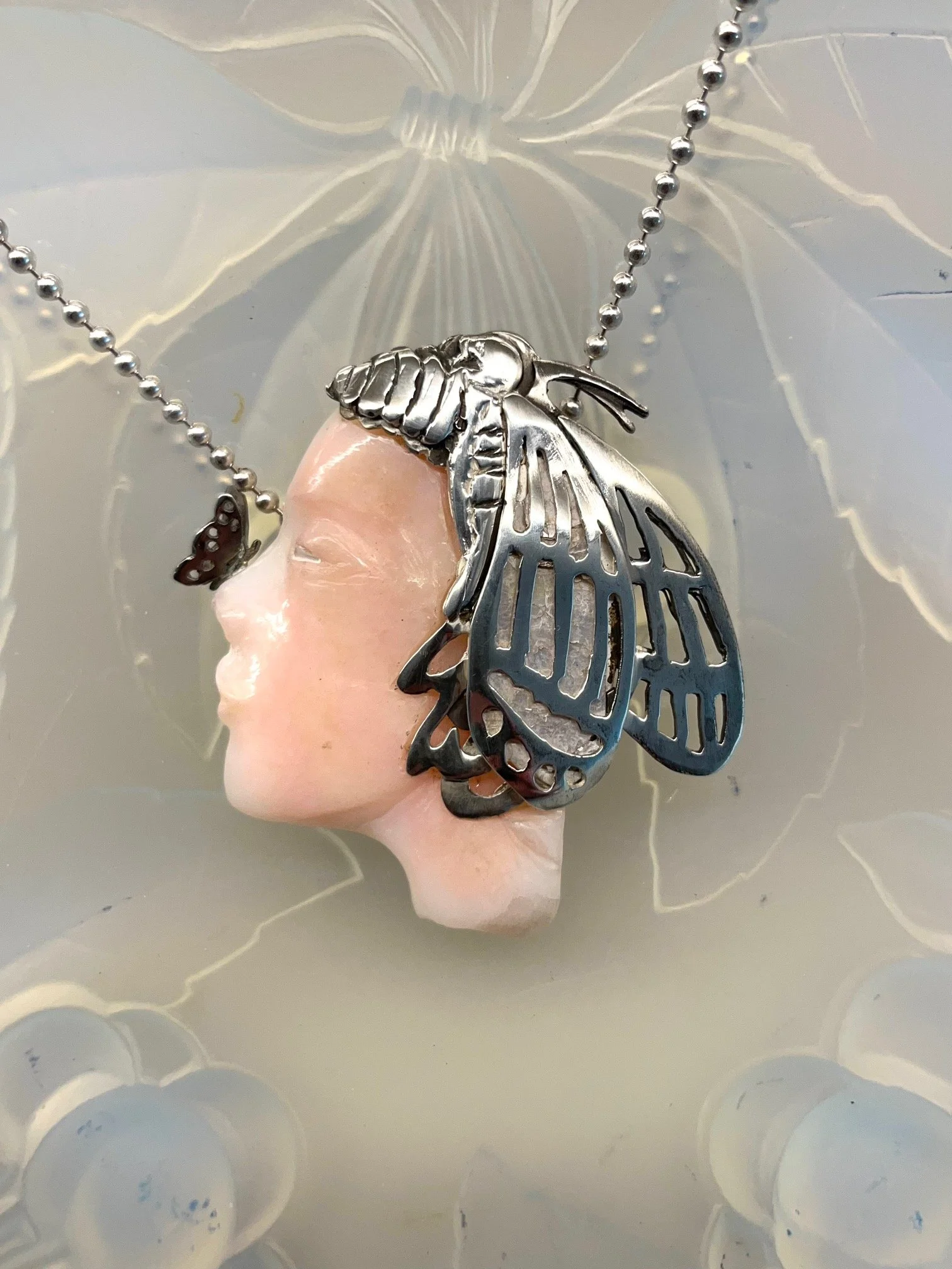 Butterfly lady Pendant_2.jpg