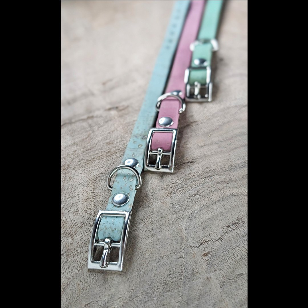BuckleCollarShowCase3Color-BuckleView.jpg