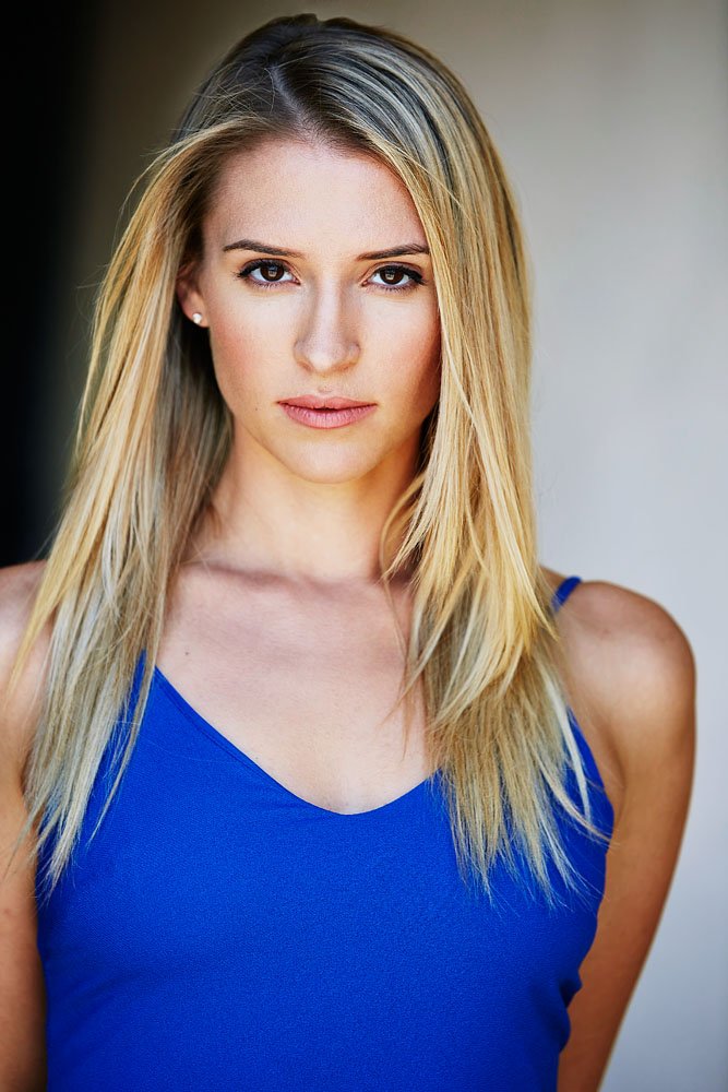Nikki Cole(web).jpg