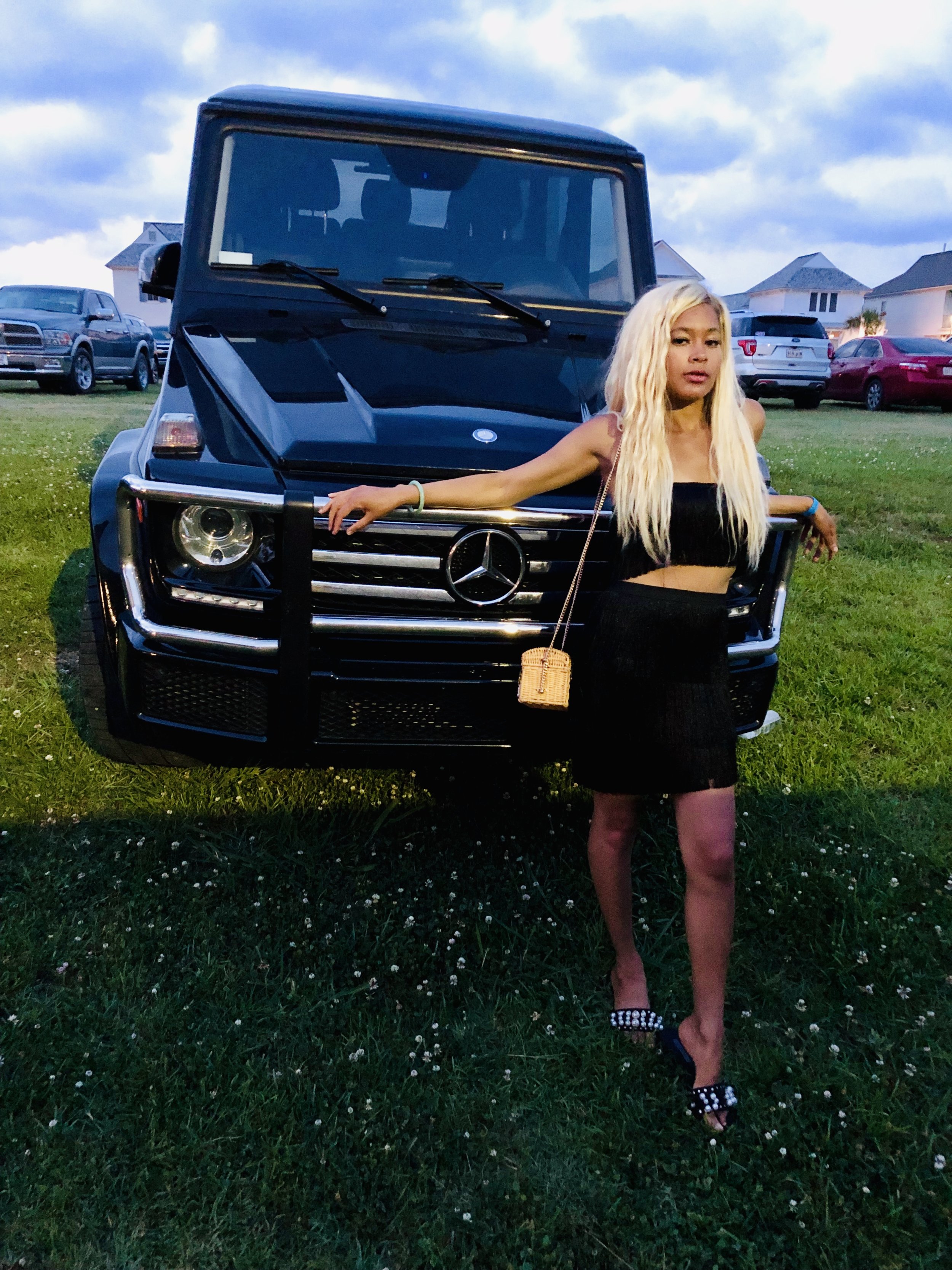 g wagon:black fringe set .jpg