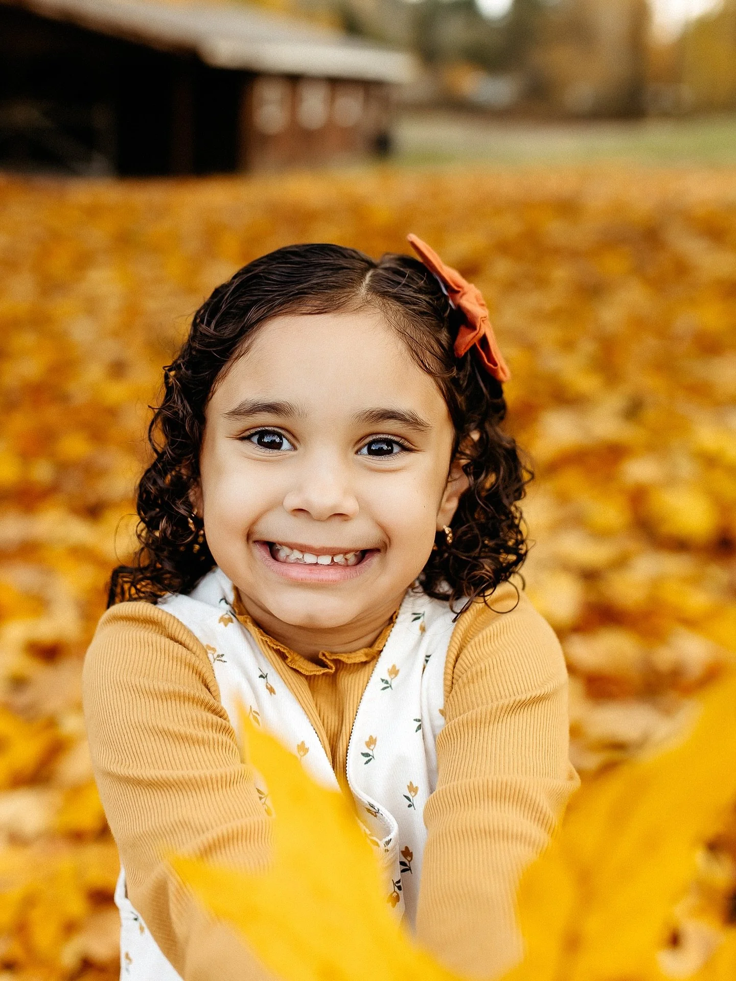 ✨Little hands, golden moments. 🍂

𝙒𝙝𝙖𝙩&rsquo;𝙨 𝙩𝙝𝙚 𝙥𝙚𝙧𝙛𝙚𝙘𝙩 𝙢𝙚𝙢𝙤𝙧𝙮 𝙮𝙤𝙪 𝙝𝙤𝙥𝙚 𝙩𝙤 𝙘𝙖𝙥𝙩𝙪𝙧𝙚 𝙩𝙝𝙞𝙨 𝙉𝙤𝙫𝙚𝙢𝙗𝙚𝙧?🎁

I&rsquo;m crafting a list of the best gifts to make them even more special!🤫