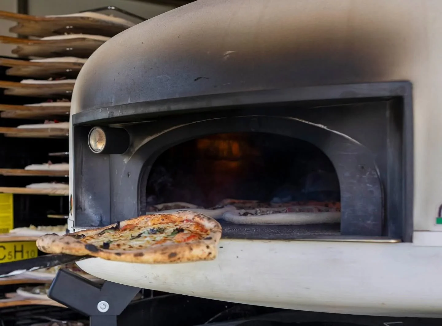 Catch us this Sunday at @heiferstationwines from 11:30am for their Family Fun Day! We will be stocked up with Pizza and Cannoli!

Only 4 public events for us for the rest of the year! So make sure you come down and say hello!