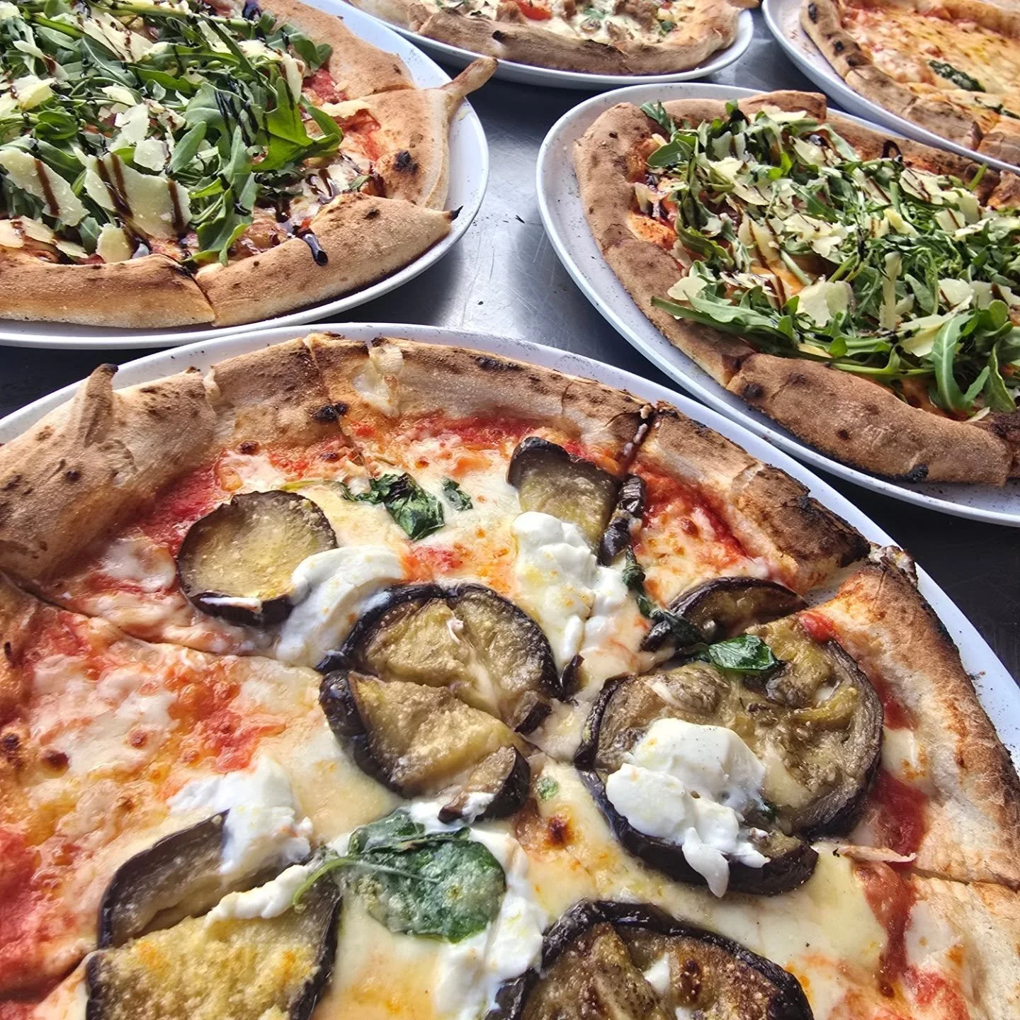 Ok! So the world may be falling apart around us..... 

BUT! The good news is The @orangefarmersmarket is on this Saturday!

And we will be there as always fully loaded with all the treats you have grown to love! 

Because Easter is early this year we