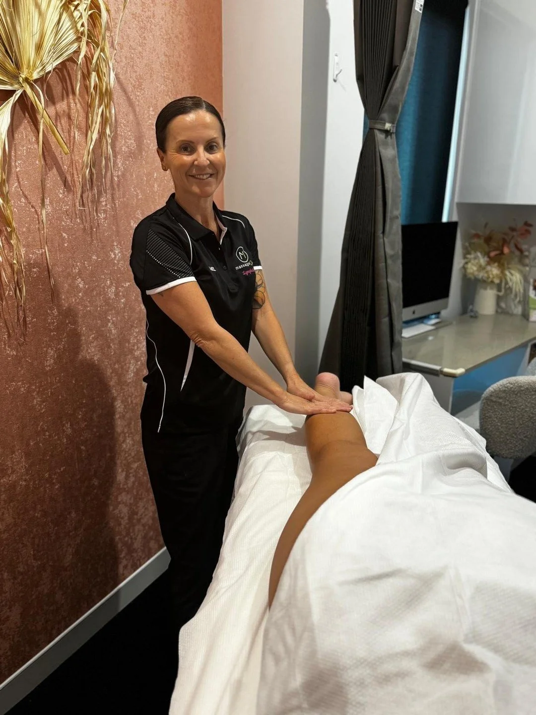 The legs are where fluid tends to pool first, and for a lot of women it builds gradually to the point where heavy, achy legs by the end of the day just feels normal.

It doesn't have to be.

Gravity, prolonged sitting or standing, hormonal shifts and