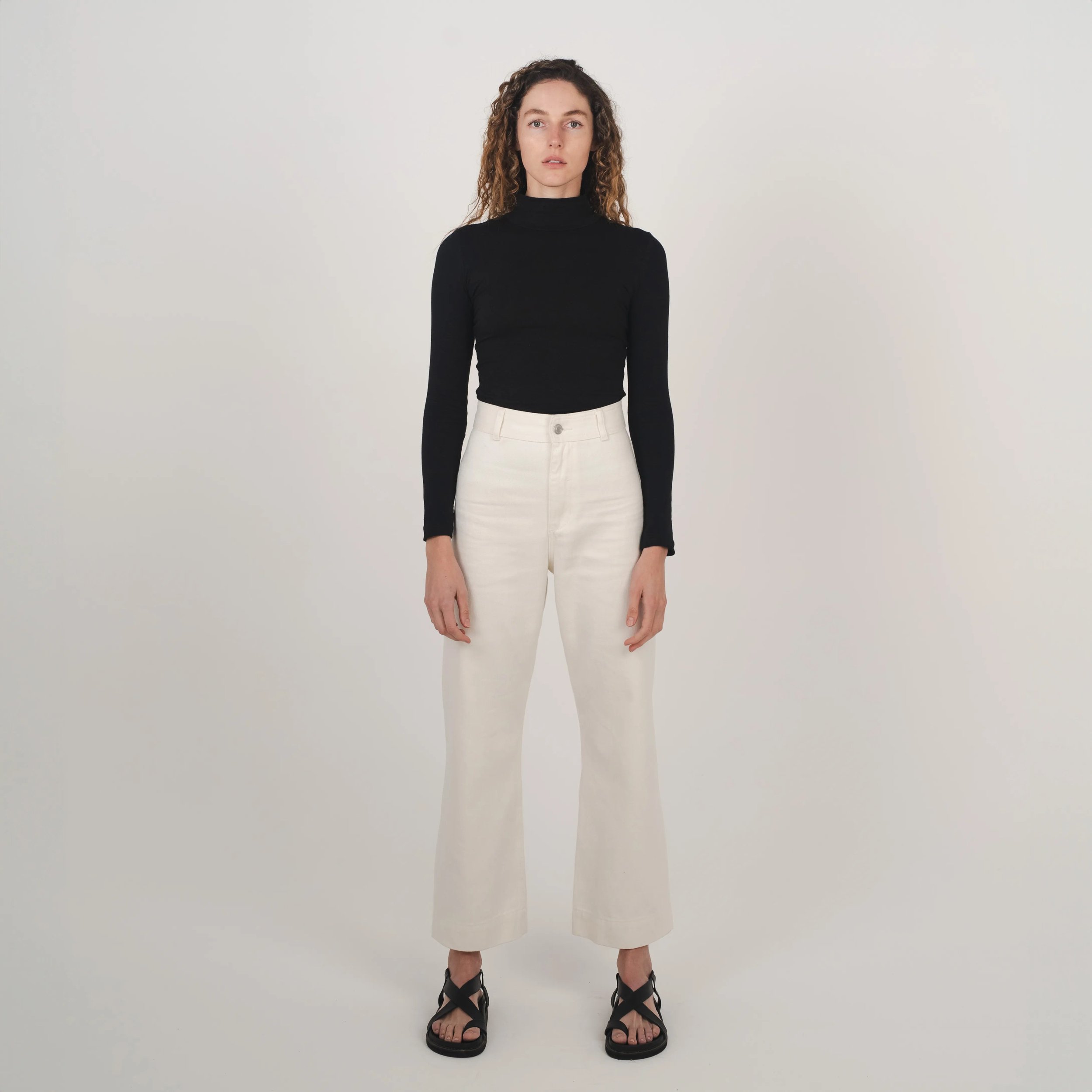 stretch-mock-neck-skivvy_black_02.jpg