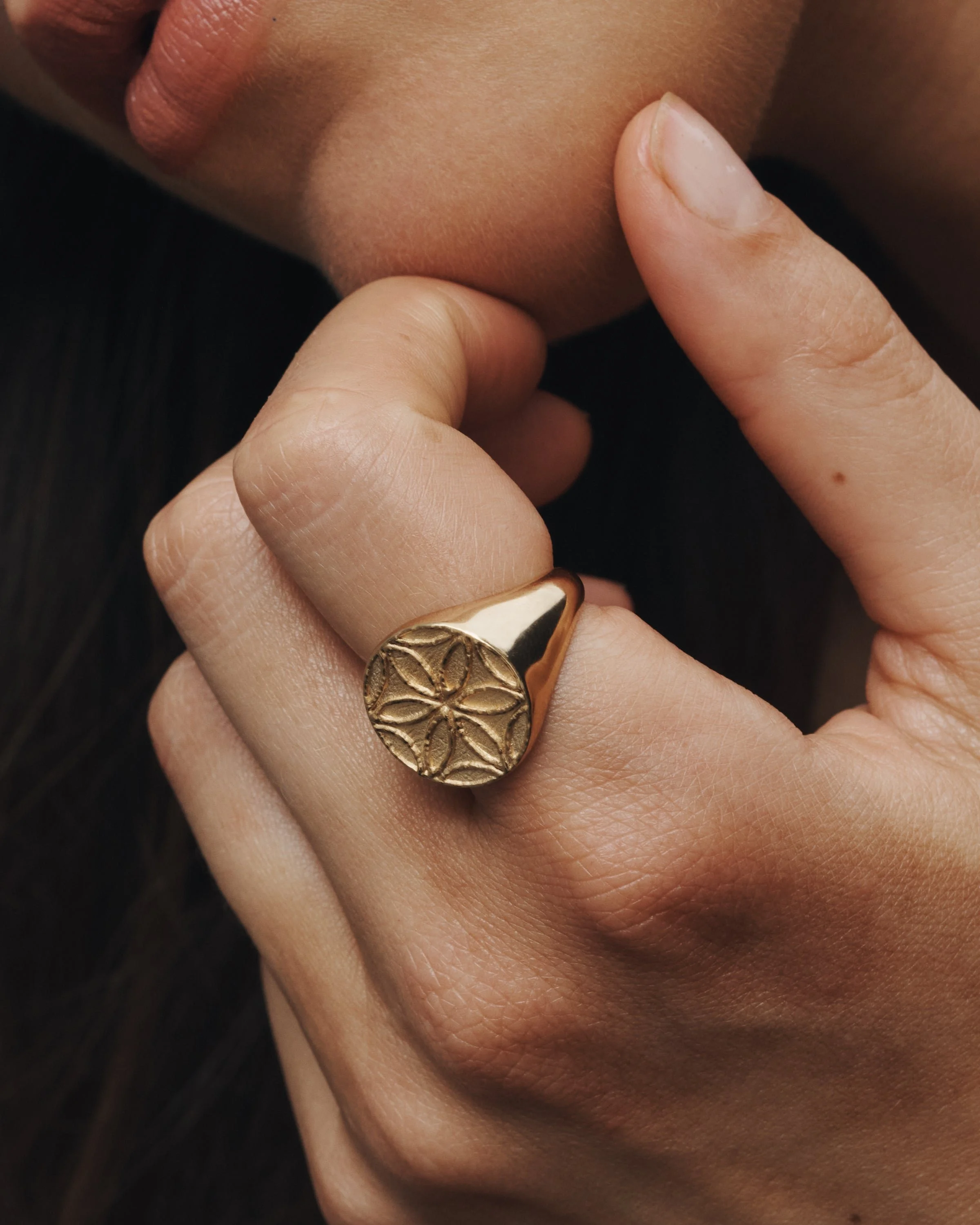 02_temple-of-the-sun-seed-of-life-seal-ring-gold-vermeil-1191449990.jpg