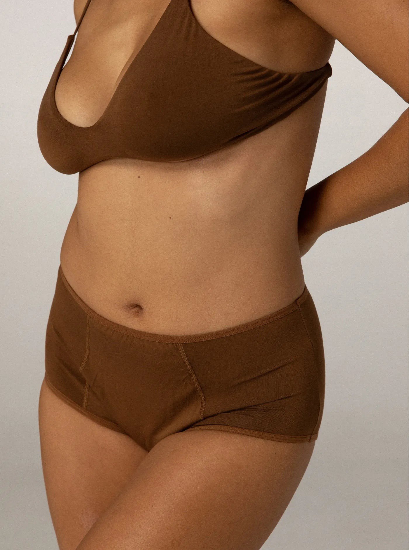 period-leakproof-full-brief_earth_04_period_fullbrief_earth_studio_side1.jpg