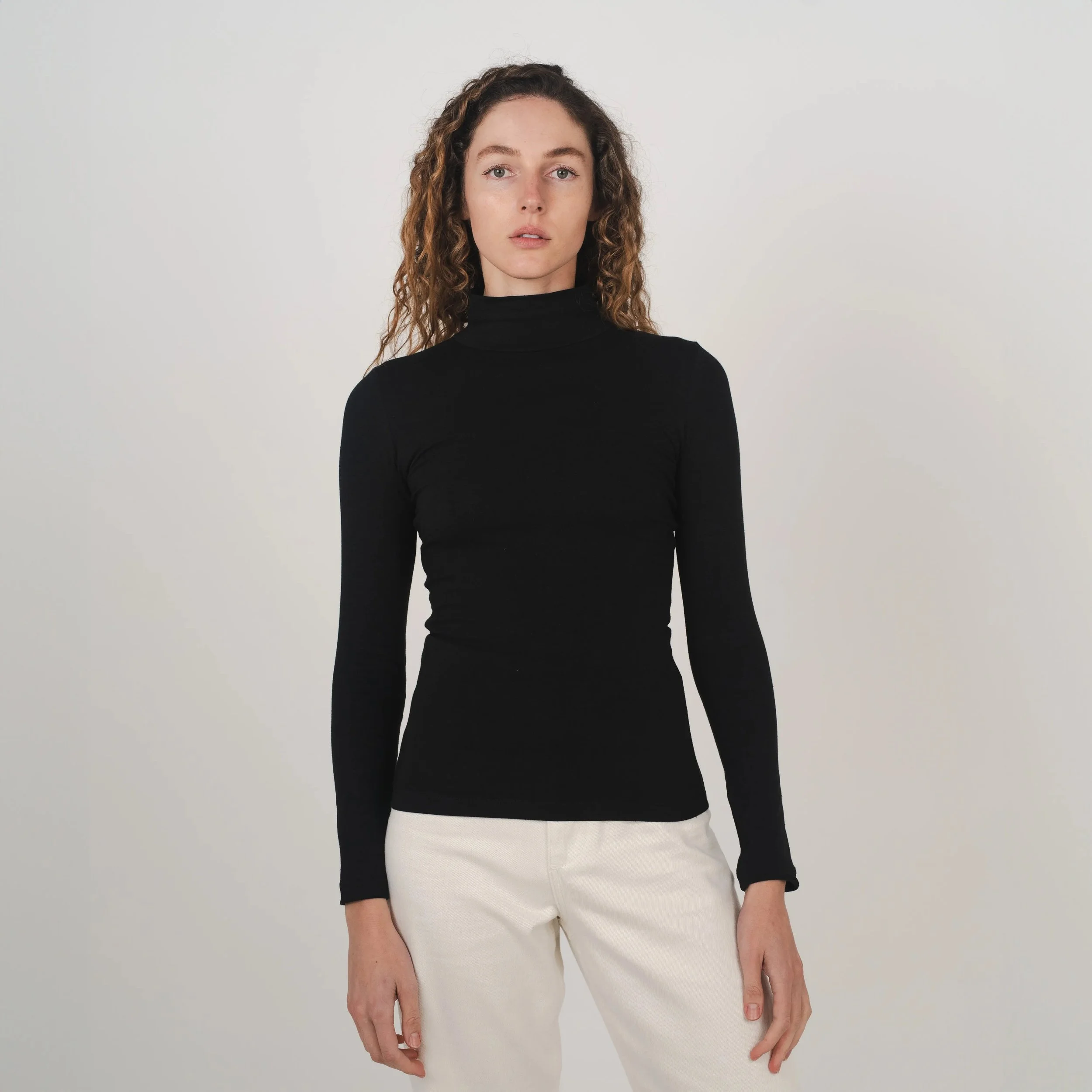 stretch-mock-neck-skivvy_black_01.jpg