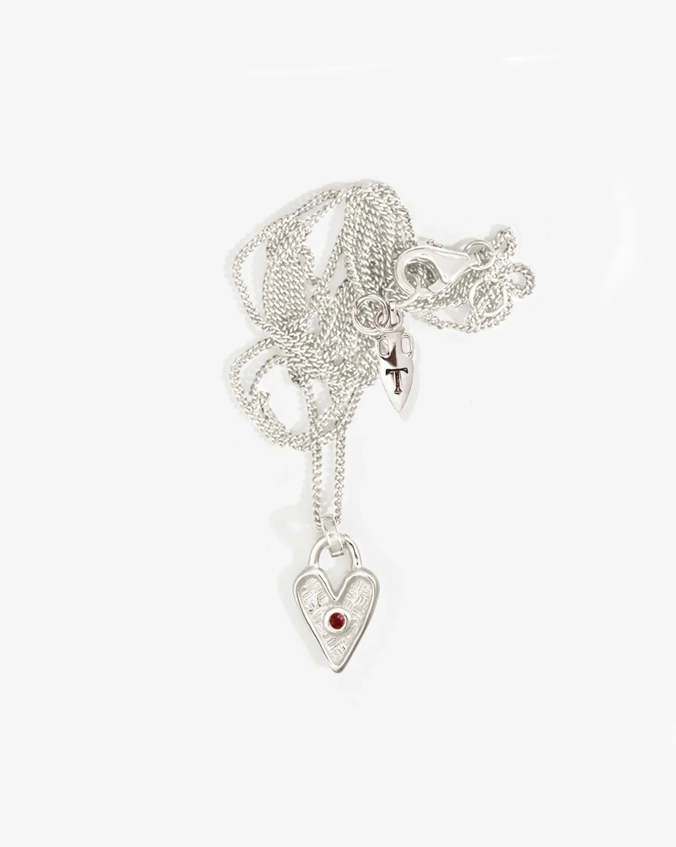 Amore Necklace4.jpg