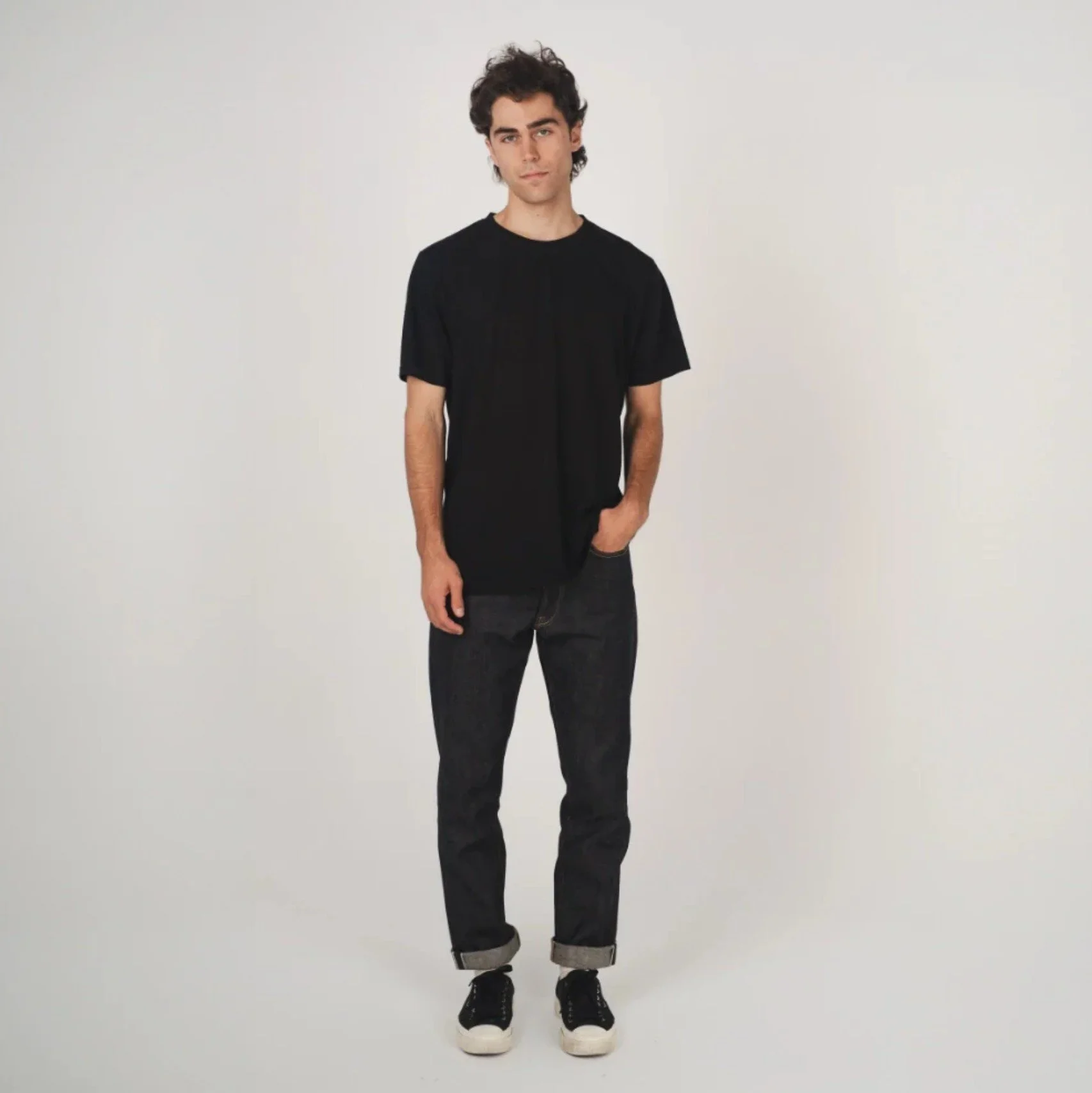 Mens Tshirt Black.jpg