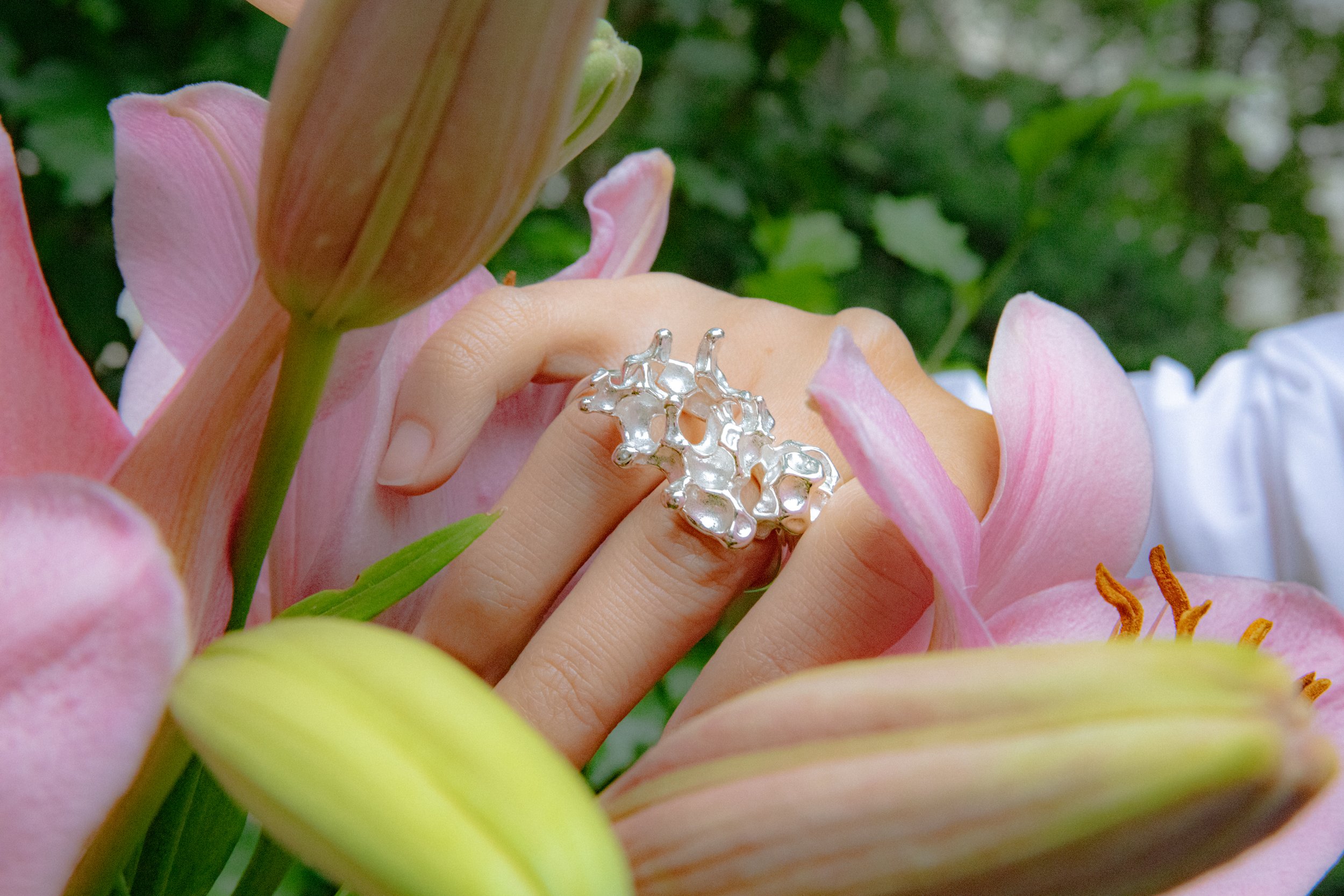 jewelry-Five-Gold-ring-Bryant-Park-3.jpg