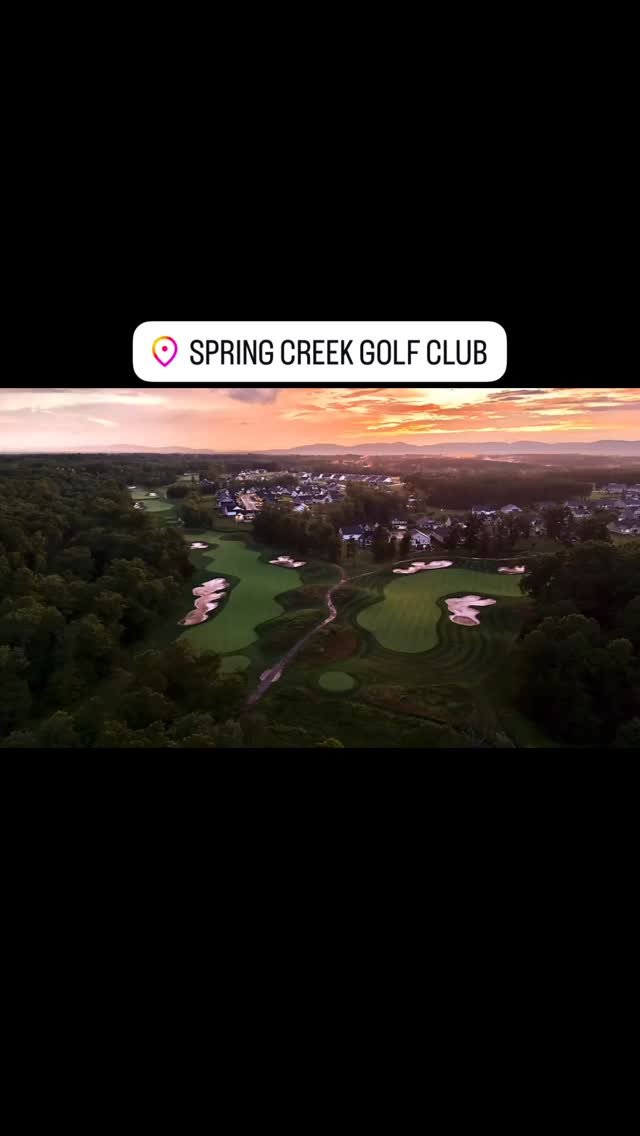 Sunset post thunderstorm, the views at The Creek always find a way to hit different!
#thecreek #droneshots #golfcourse #poststorm #thunderandlightning⚡️ #eighteen #vagolf
