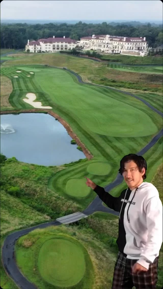 Keswick Hall is a one of a kind. If you get the chance to play here don’t hesitate.
#golfcourse #keswickhall #golf #golfer #droneshot #virginiagolf #golfaddict #golfstagram