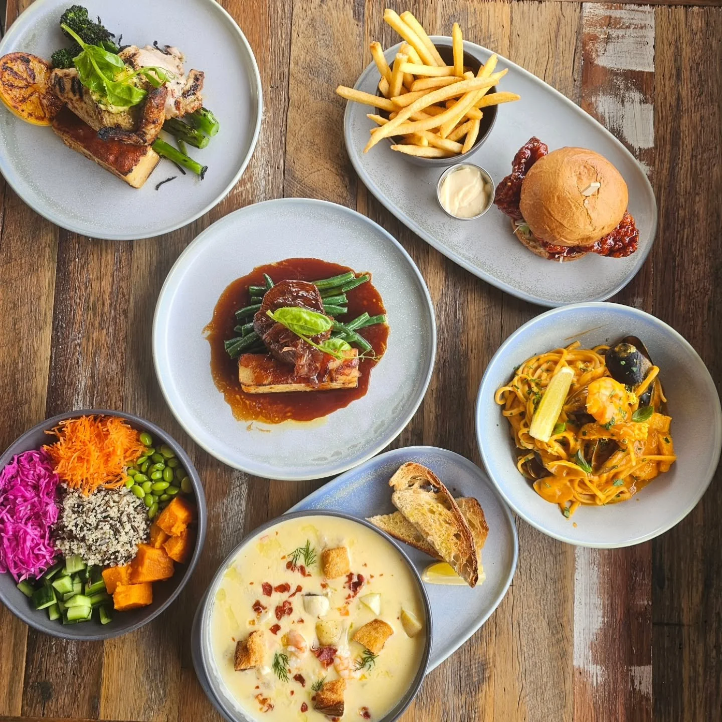 New flavors are officially dropping at Six Beaches! 🌊🔥

​New Head Chef Kieran and the team have been busy behind the scenes curating a brand-new menu packed with the freshest coastal catches, fiery grill favorites, and vibrant seasonal plates.

Whe