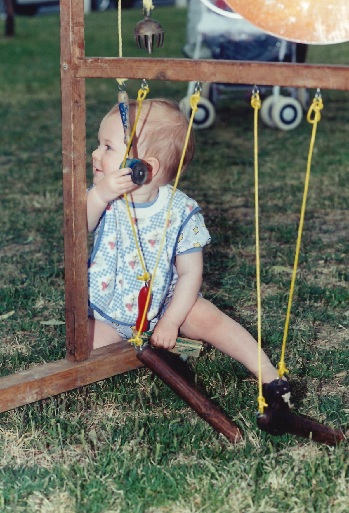 Picnic 94 -string and wood activitiy.png
