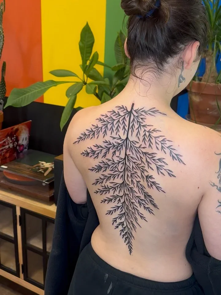 A few recent Bangers done by our very own @ageezy_inkz 😍💫

BOOKS OPEN 📲

We love a versatile king who can do multiple styles and execute with ease 👀🗣️ if you are interested in some new ink and or need some gap filler come see me!! We are booking