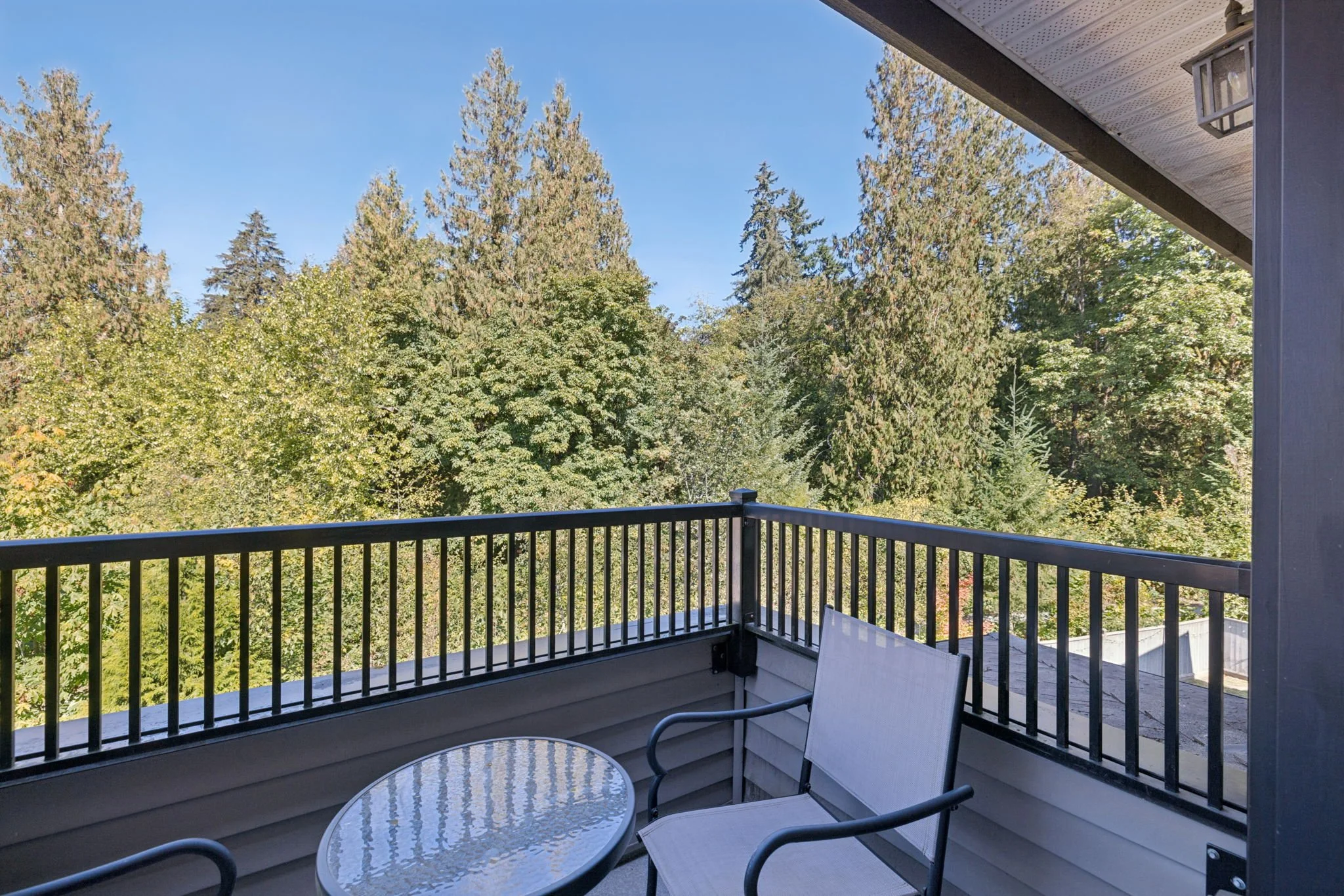 25-web-or-mls-24371104Ave_025.jpg