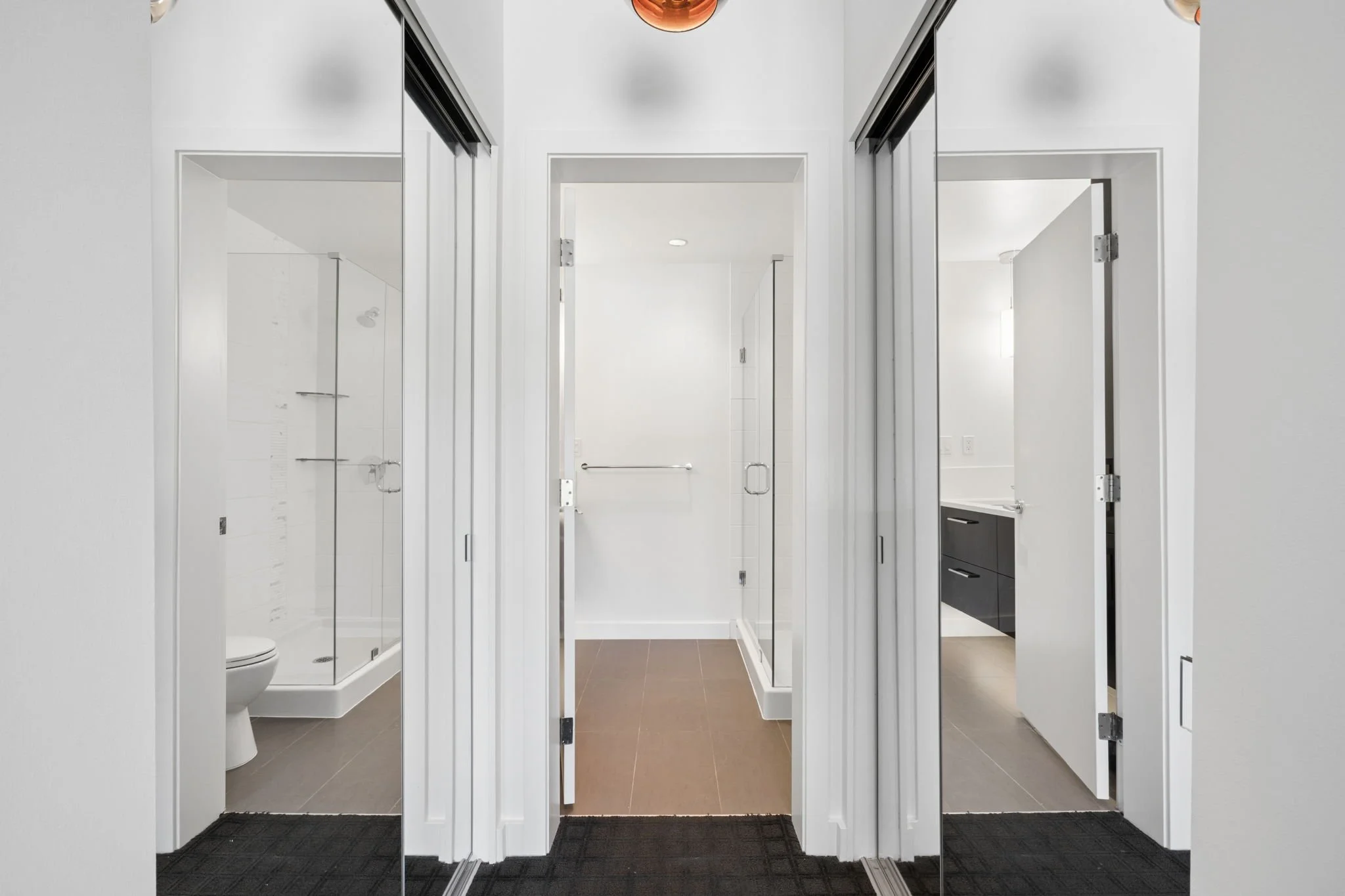 23-web-or-mls-204-1621 Hamilton Ave_023.jpg