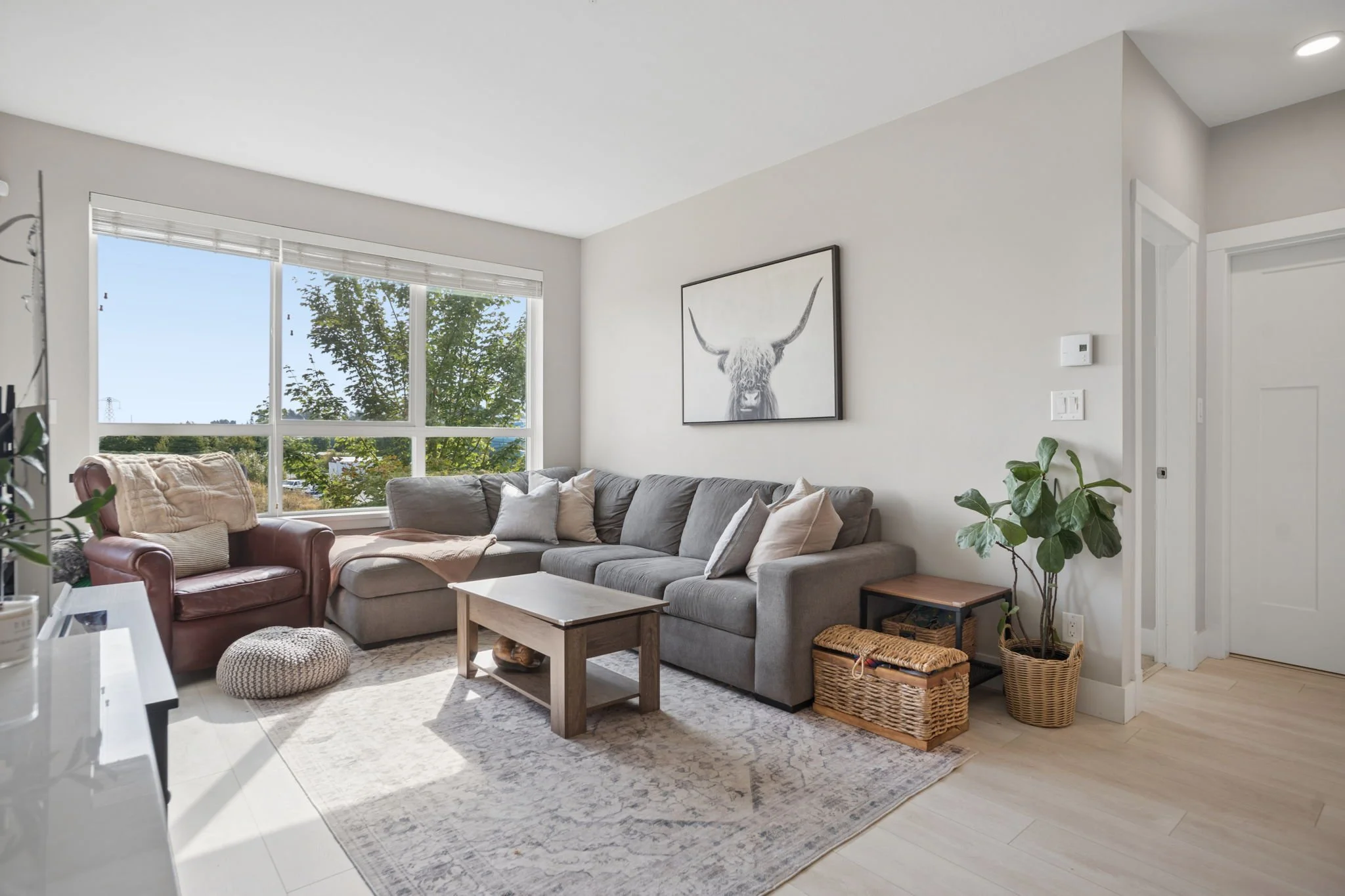 11-web-or-mls-228-4690Hawk_011.jpg