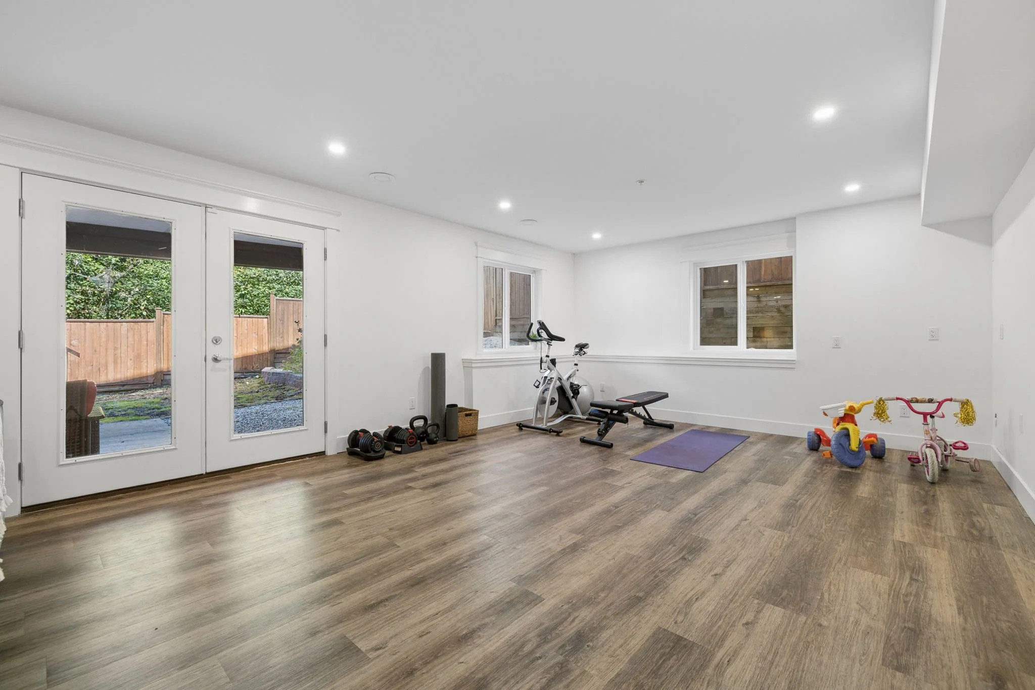45-web-or-mls-24371104Ave_045.jpg