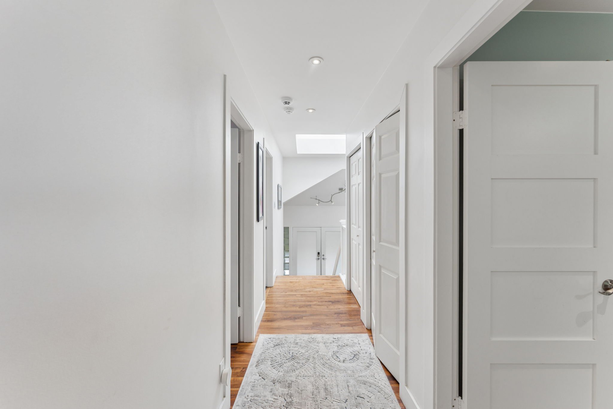 31-web-or-mls-4812Headland_028.jpg