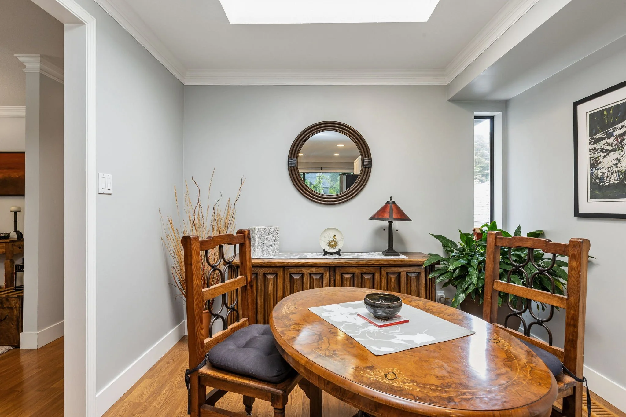25-web-or-mls-3491 St George Ave_025.jpg