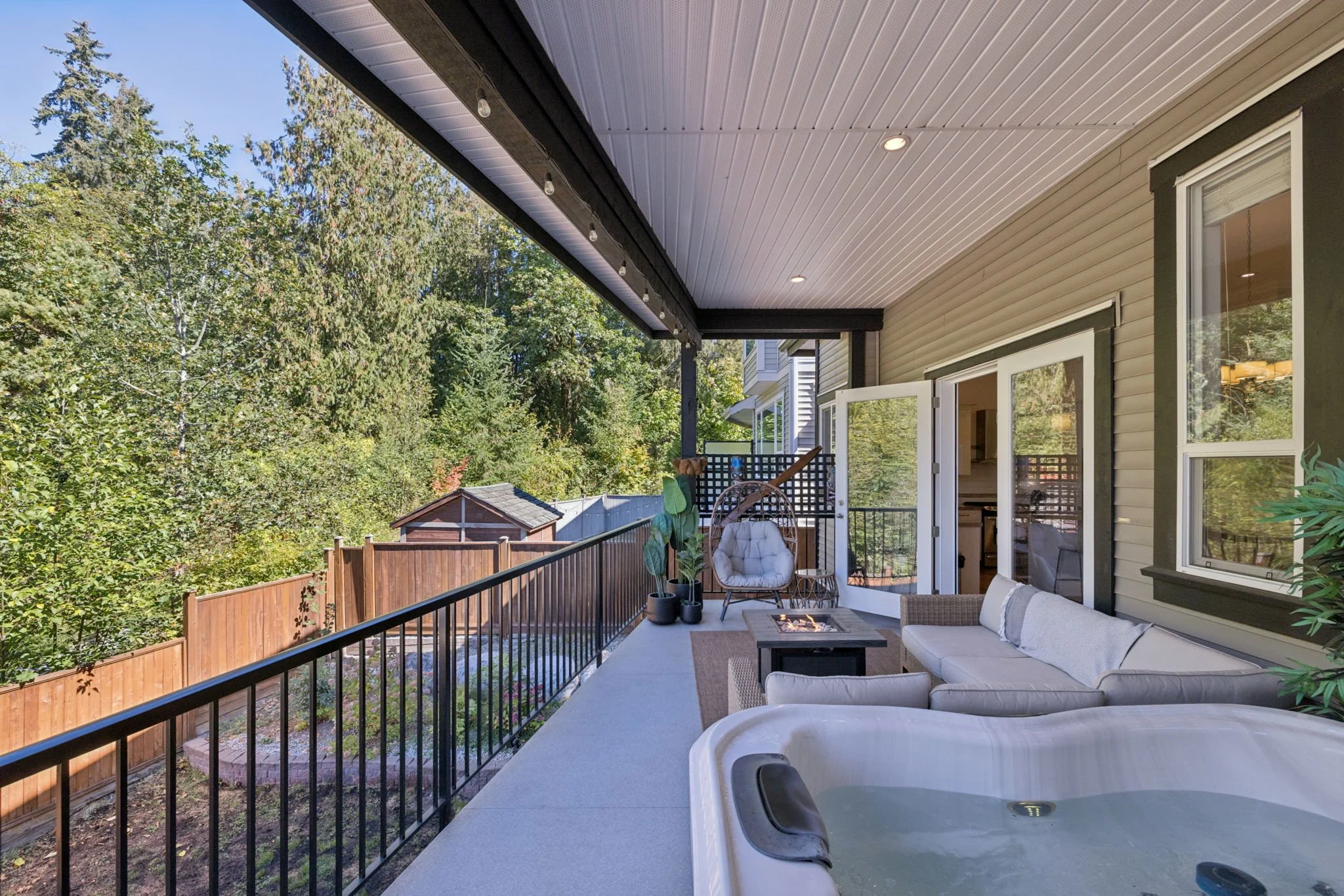 54-web-or-mls-24371104Ave_054.jpg
