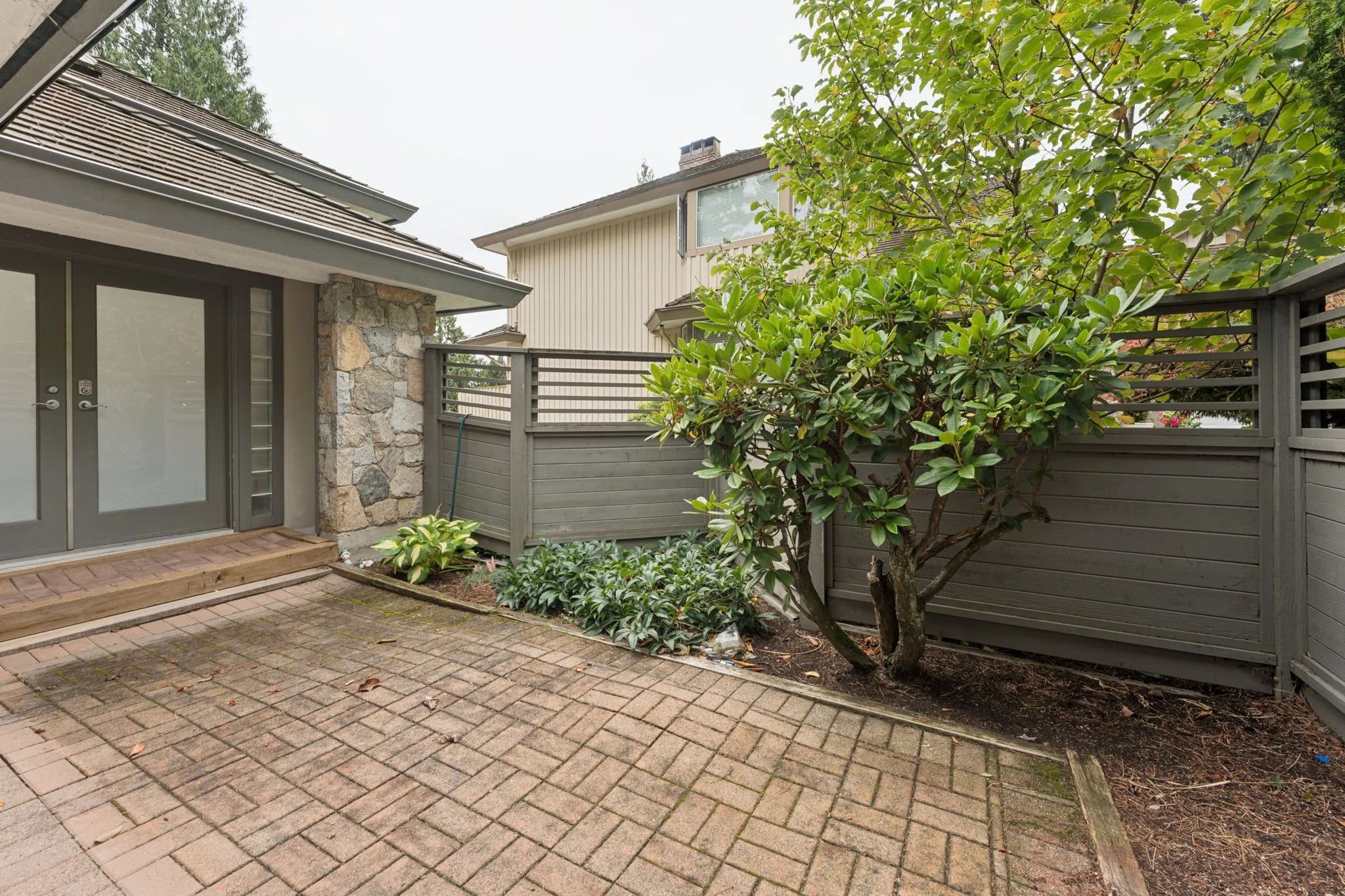 5-web-or-mls-4812Headland_005.jpg