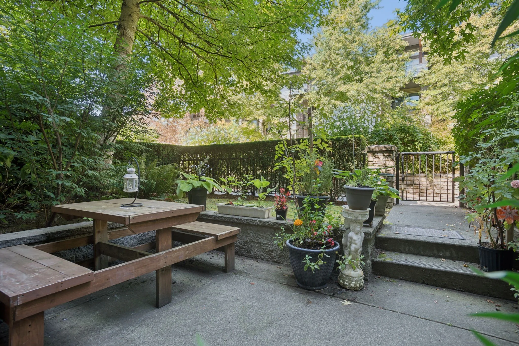 6-web-or-mls-107-7478 Byrnepark Walk_006.jpg