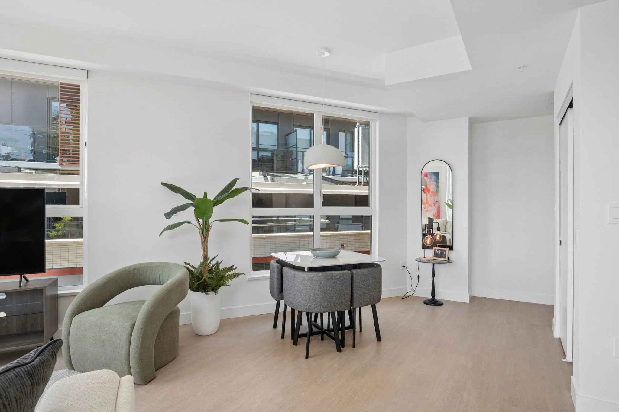 26-web-or-mls-204-333 St Davids Ave_026.jpg