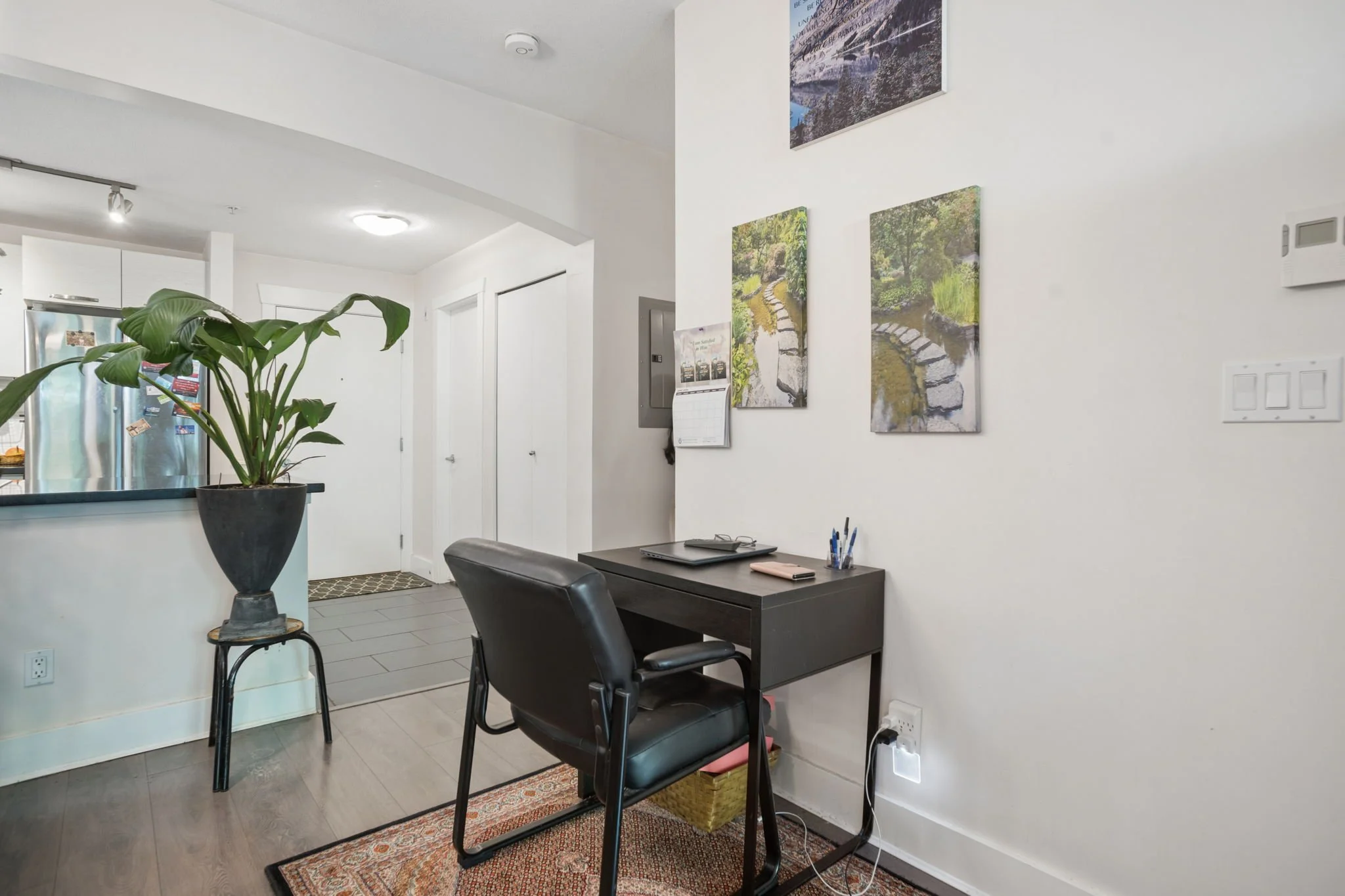 15-web-or-mls-107-7478 Byrnepark Walk_015.jpg