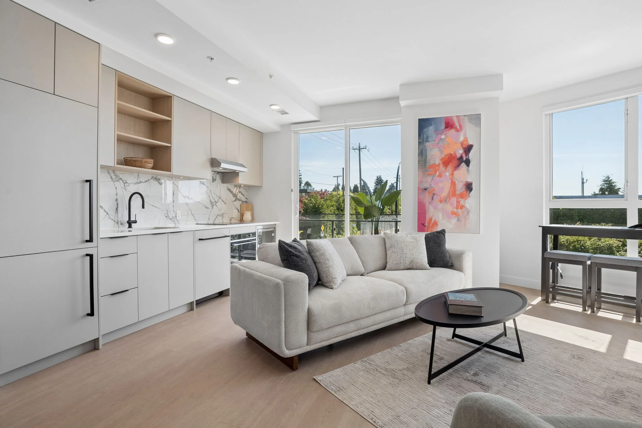 20-web-or-mls-204-333 St Davids Ave_020.jpg